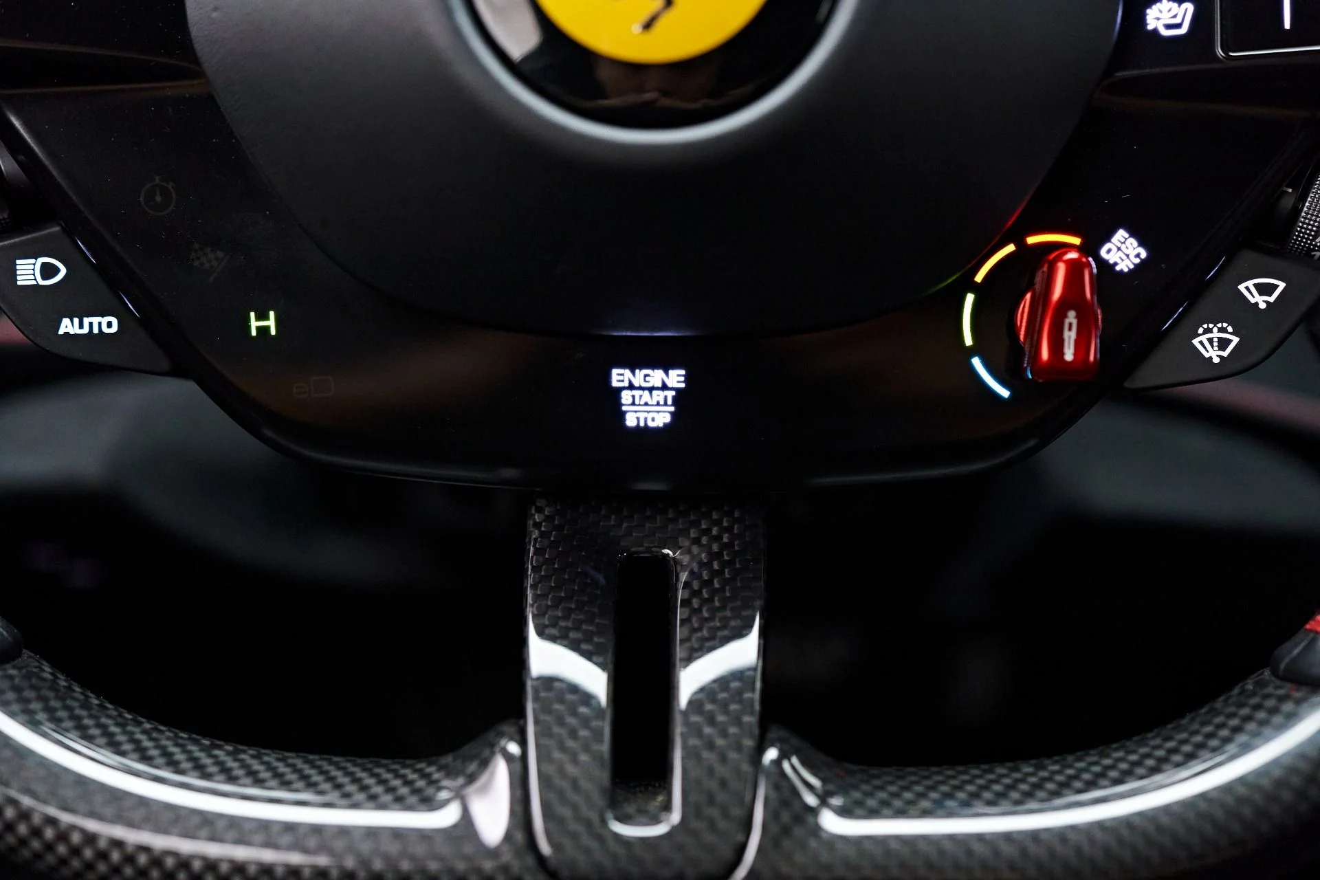 mph054_2473585284_Used_2021_Ferrari_SF_90_Stradale_Base_1690065586_6bed21e02a