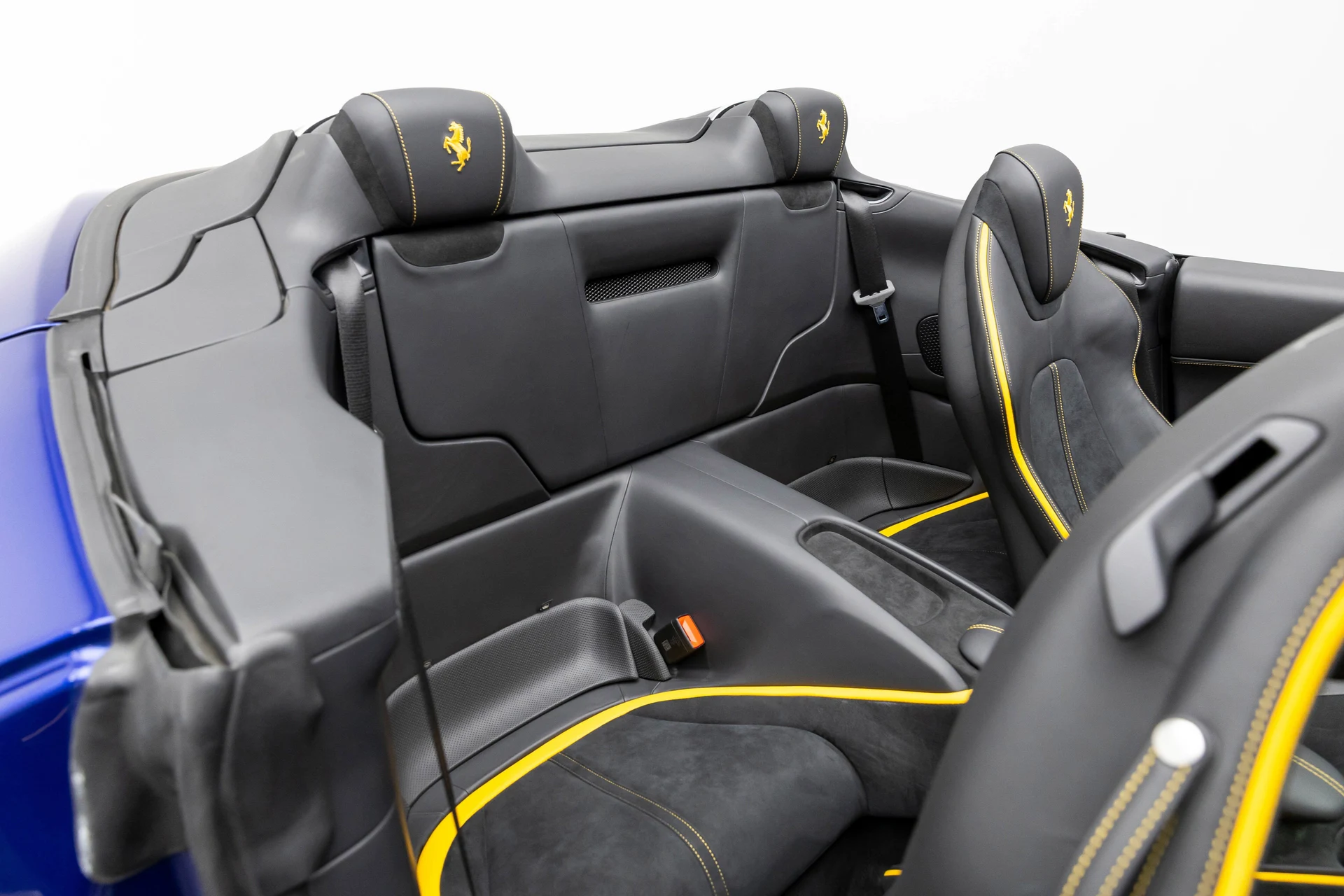 mph054_249314175_d7c6d5f1138a406e96669d3ae4a7847f_c197560949