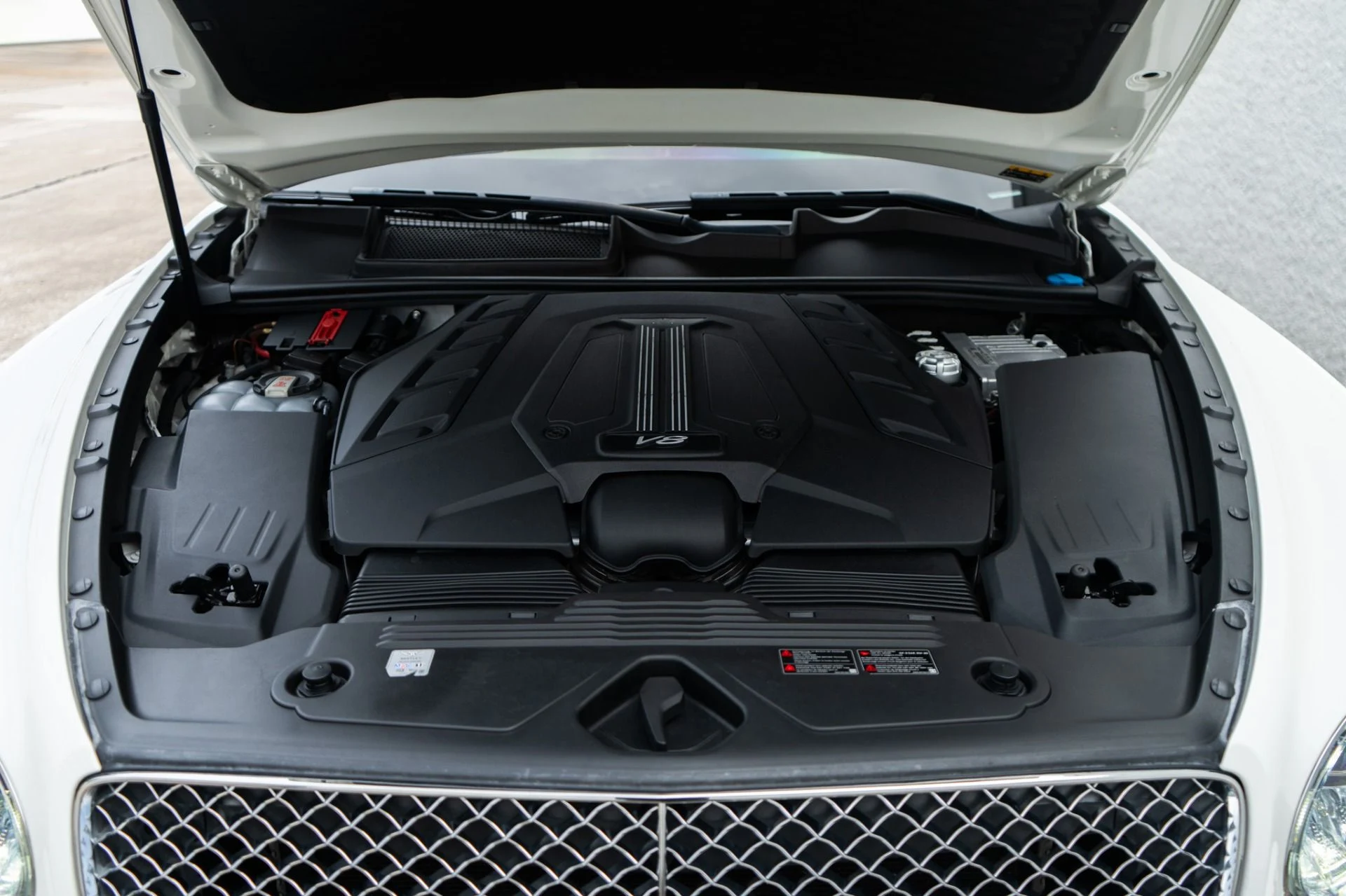 mph054_2499105330_Used_2021_Bentley_Bentayga_V8_1780518091_d7e9666c27