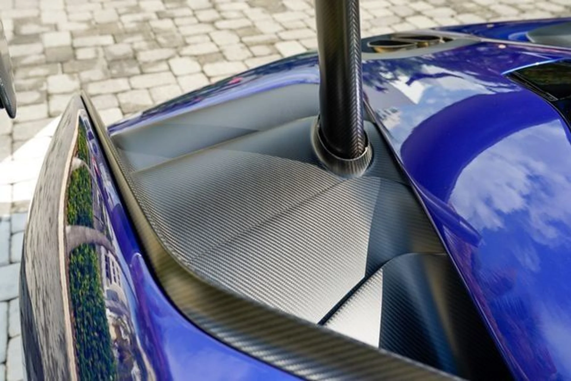 mph054_2517272296_22972595_55_11fbb6f771