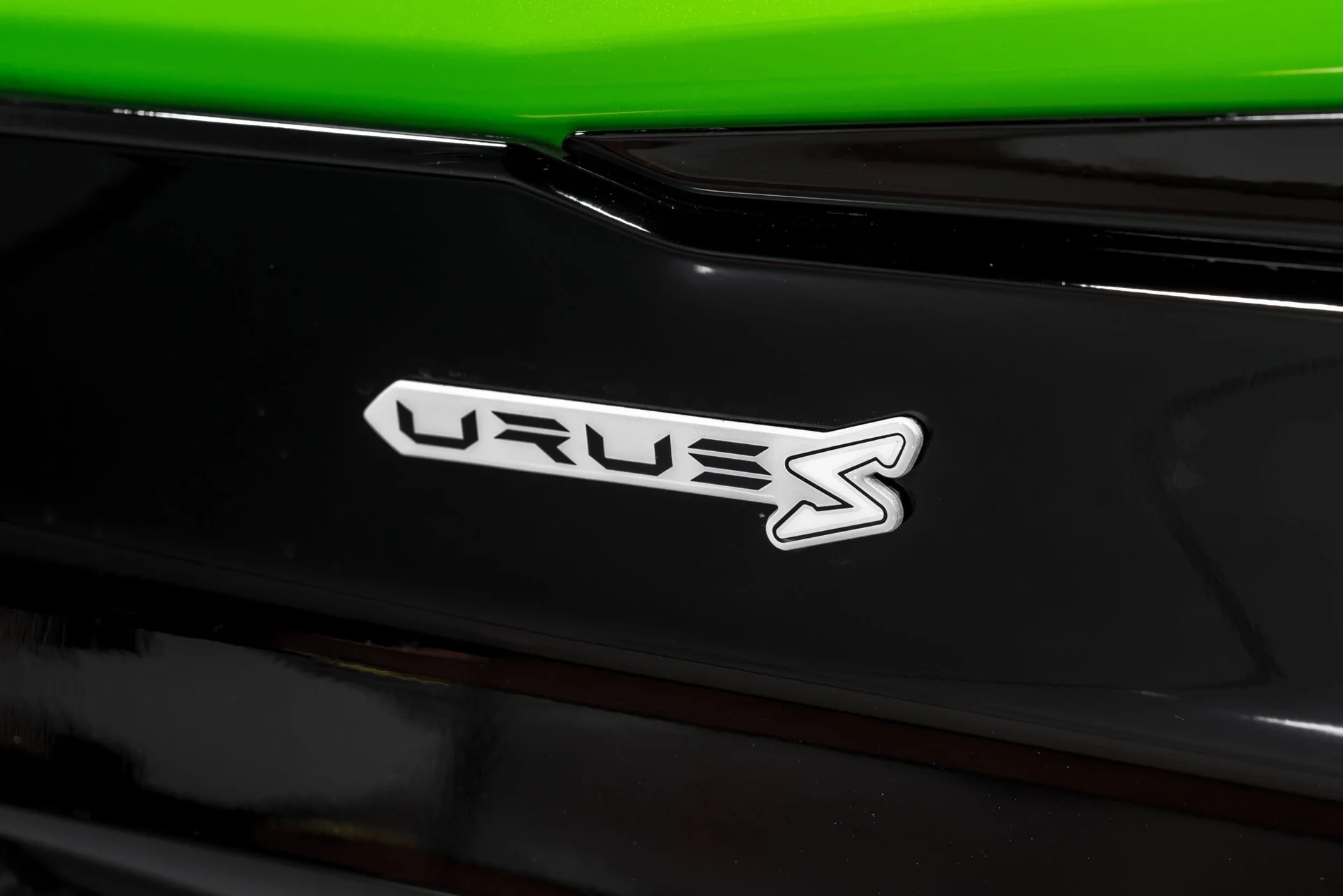 mph054_2523199703_818876a432256b5079a8fe52d69f221fx_c99a9b8127