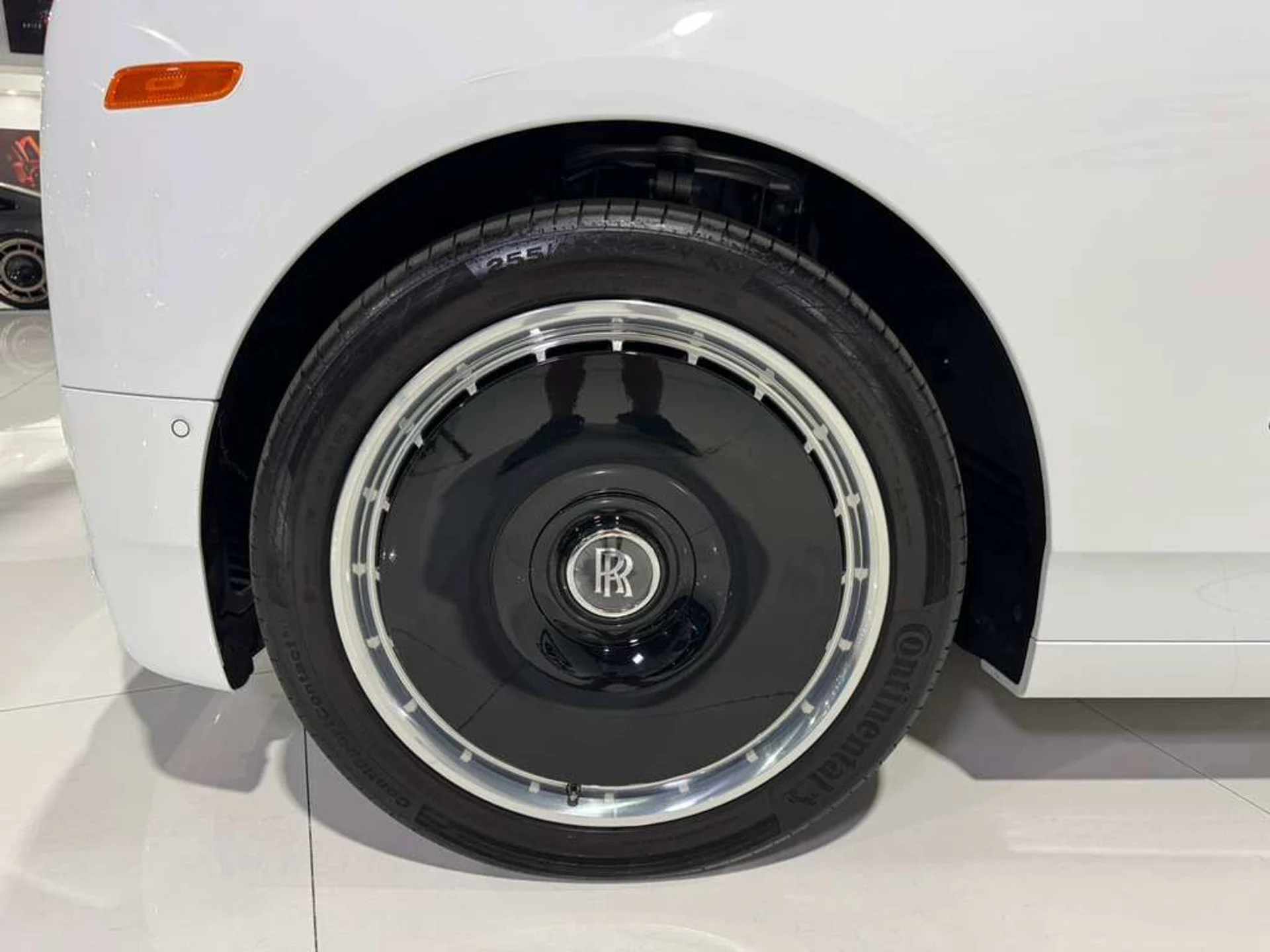 mph054_2550652981_443fa4184bb6b41420b16a992b0b069c_00f99b6259