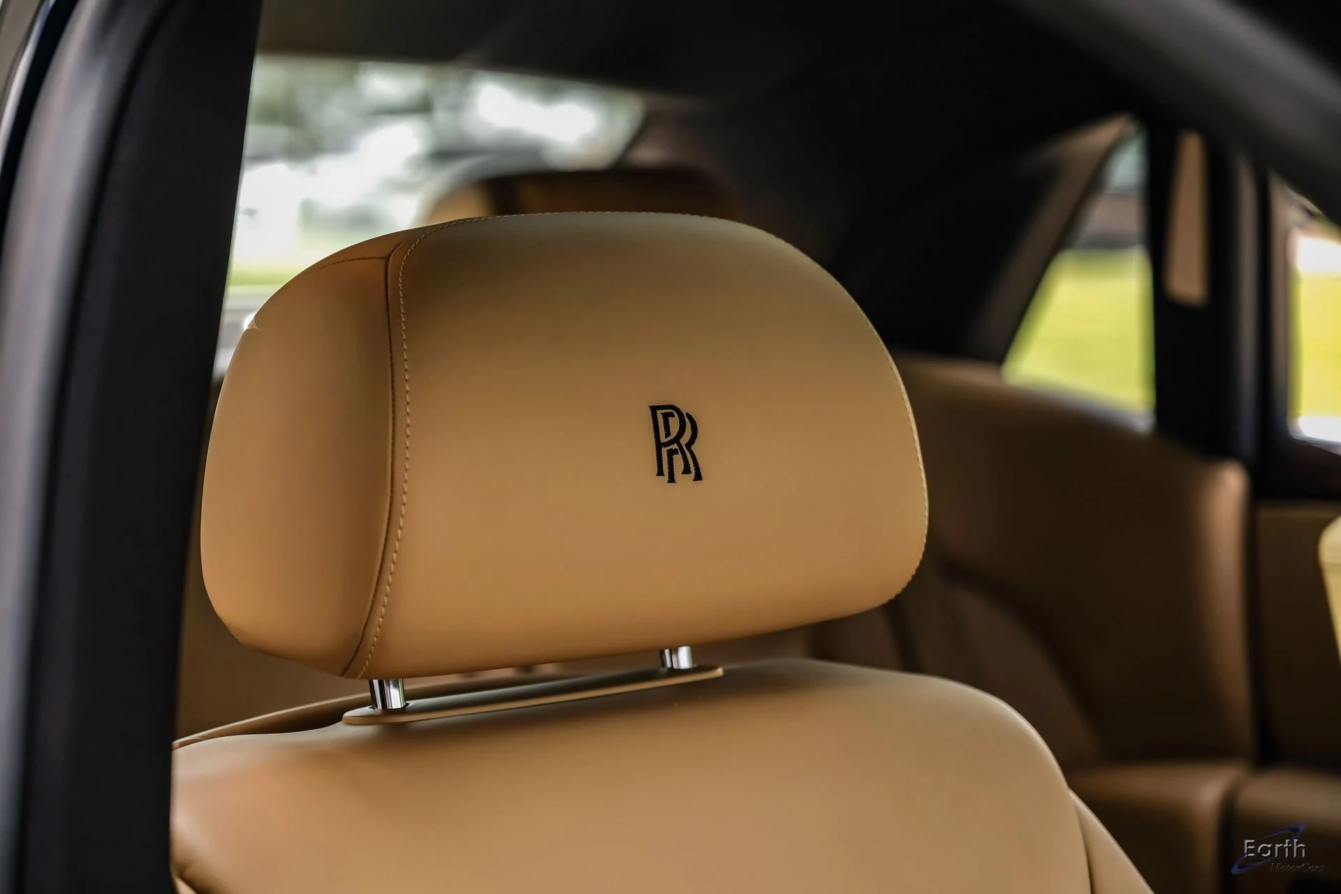 mph054_2558944236_9175a1083ed7ad3649329d2261ef9944x_159d7b578e