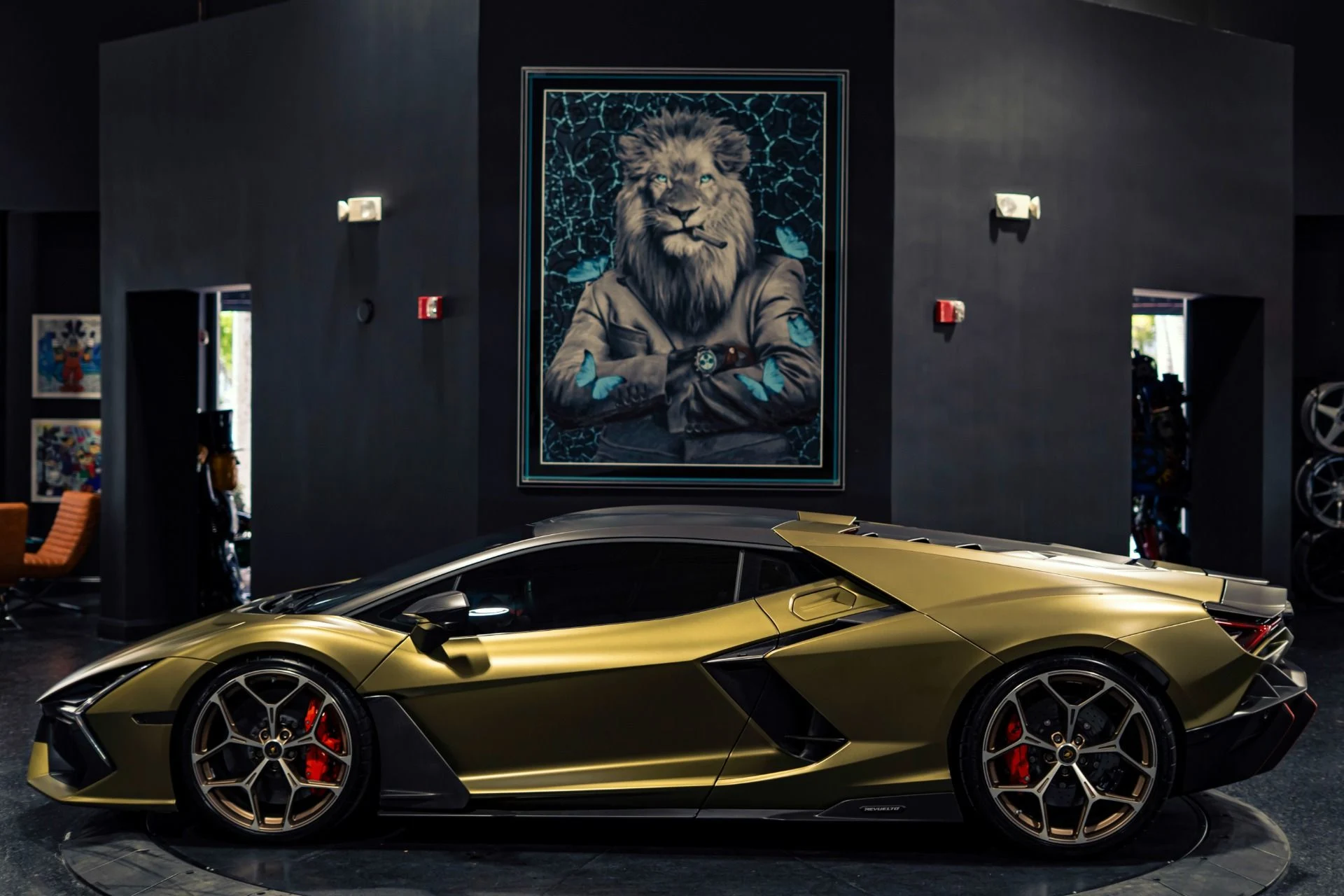 mph054_2575510513_Used_2025_Lamborghini_Revuelto_836_MSRP_Full_Body_PPF_Carbon_Roof_1780087440_7be7523d2f