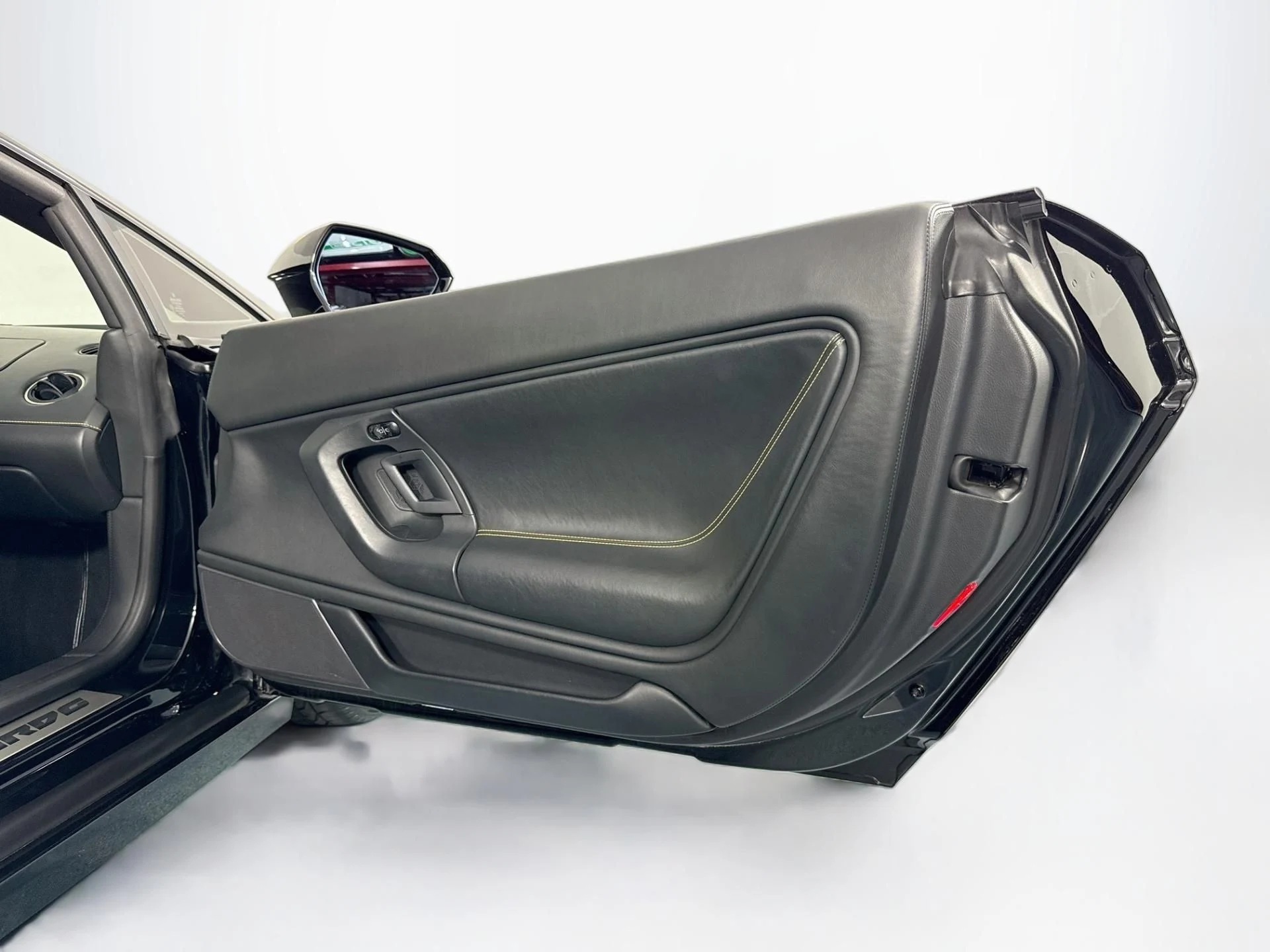 mph054_2585663473_Used_2013_Lamborghini_Gallardo_LP_560_4_Coupe_1786390238_d2bd4e60b1
