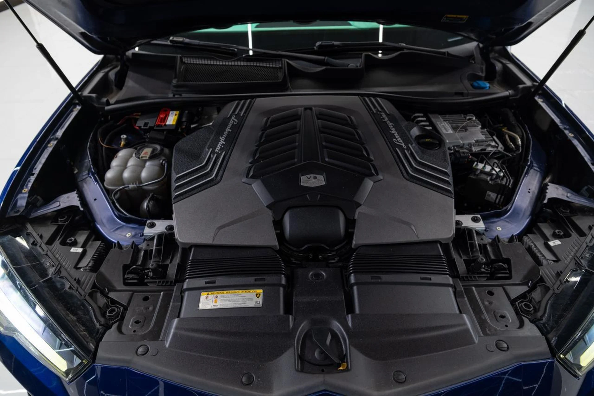 mph054_2592913524_5d2cc61352a82bc1c6e5edd990a2bd67_6382c24b4f