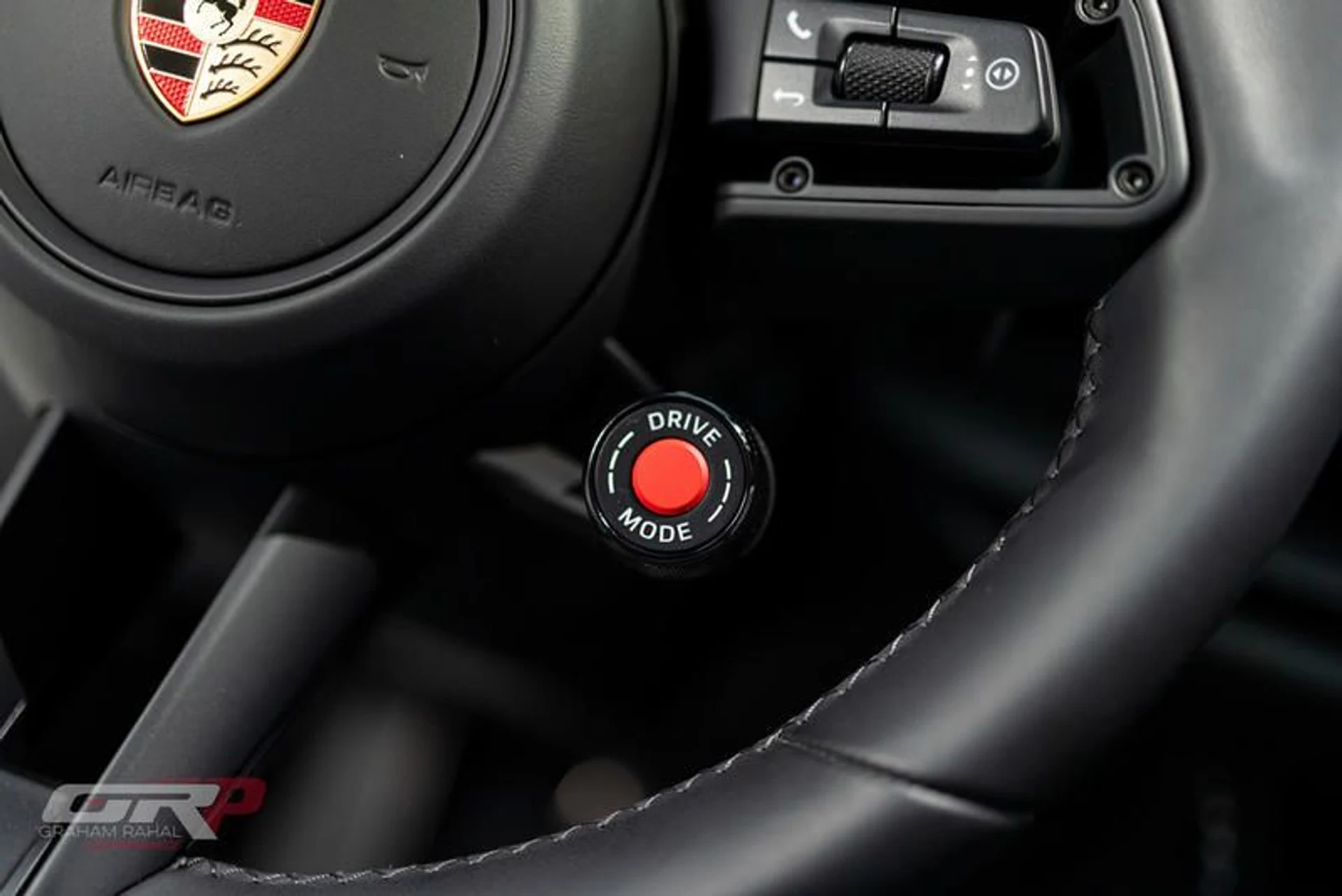 mph054_2601839962_944_BAC_64_0377_4_FE_5_906_D_EC_1_FF_0617_D1_B_7330ab45e2