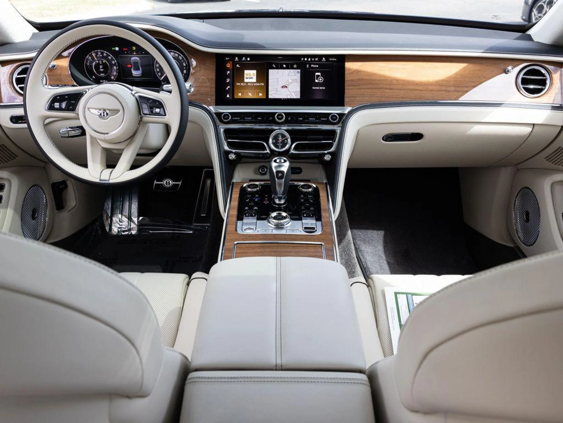 mph054_2625274305_500853698_69ac49ea42328134f501d018_c61ac27107