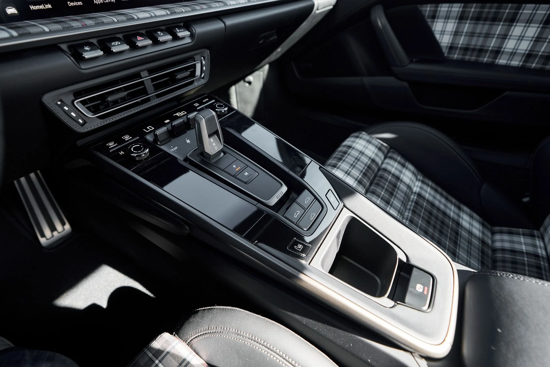 mph054_2626120648_Used_2025_Porsche_911_Turbo_S_1763075493_286180d8b7