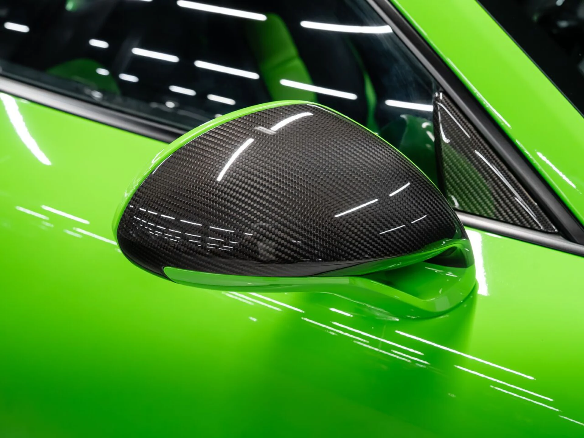 mph054_262712042_porsche_911_2019_ad920e5622