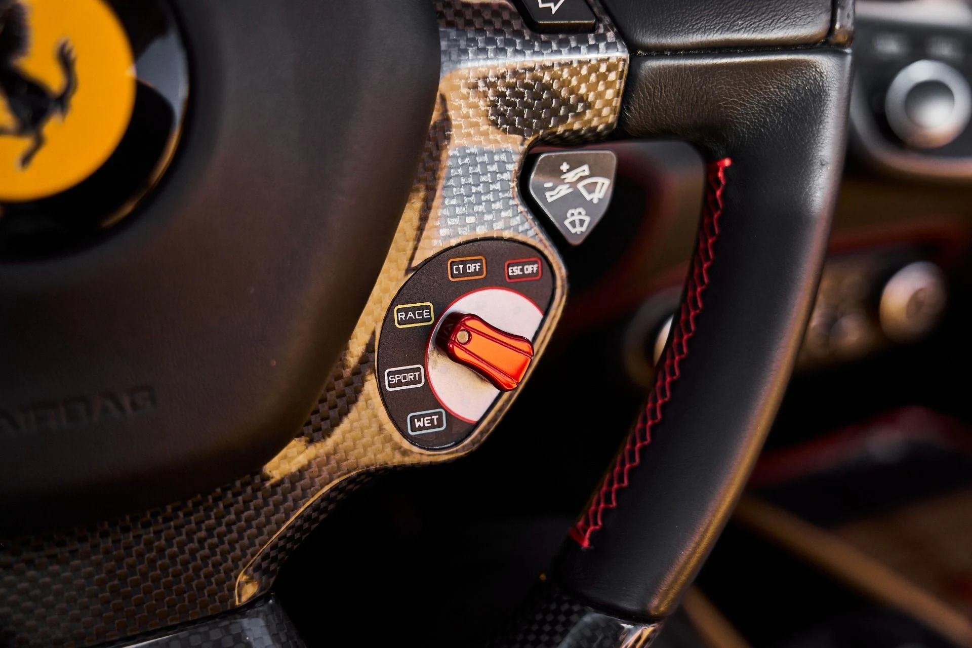 mph054_2634240476_Used_2012_Ferrari_458_Spider_Base_1781373872_2e7140111f