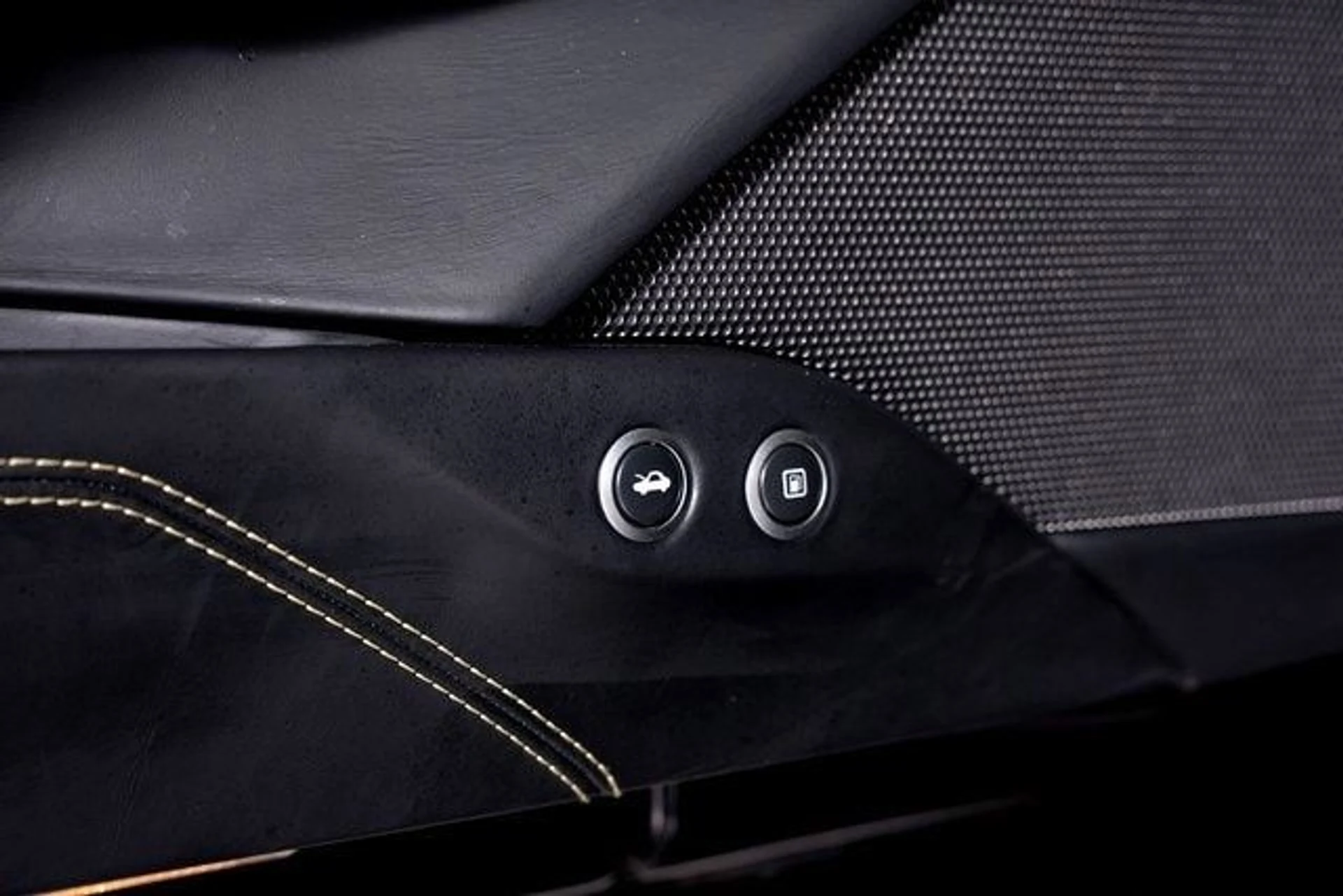 mph054_2676980735_32d3f4c29e26865d178b3749e004dadex_b647965a99