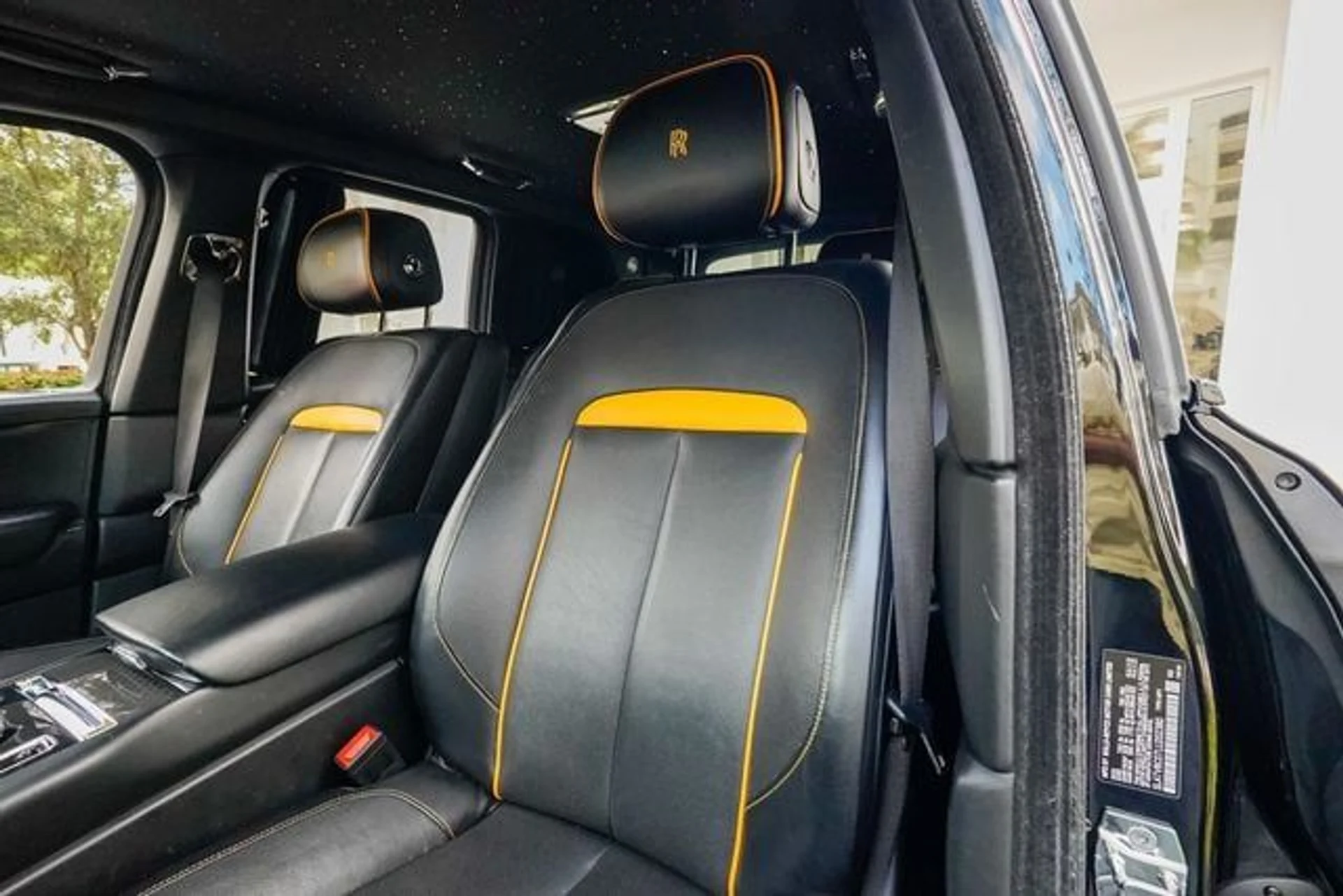 mph054_2688504857_22971405_55_152e311b4f