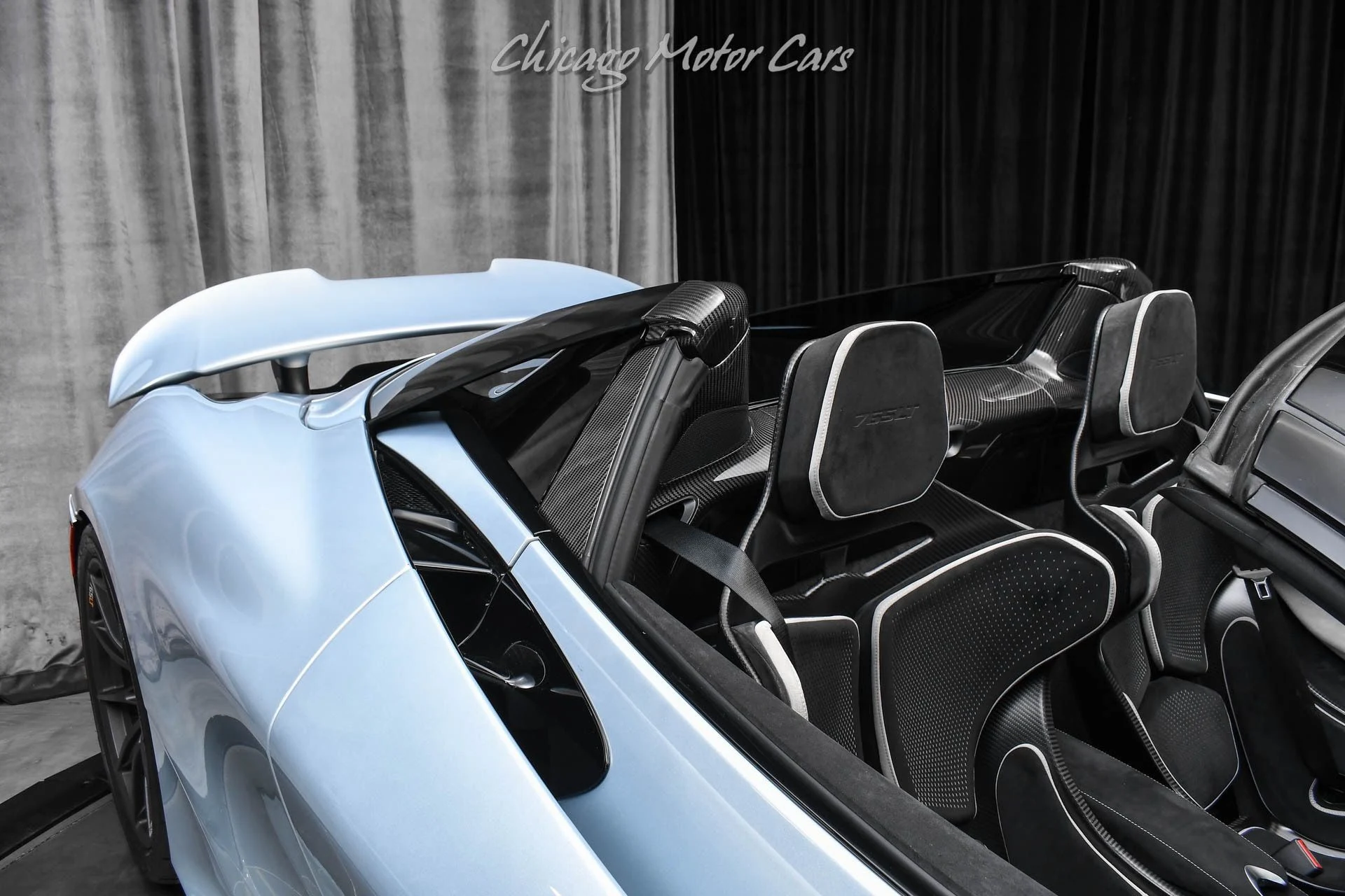 mph054_2705377931_11177_p55_l_db5614097e