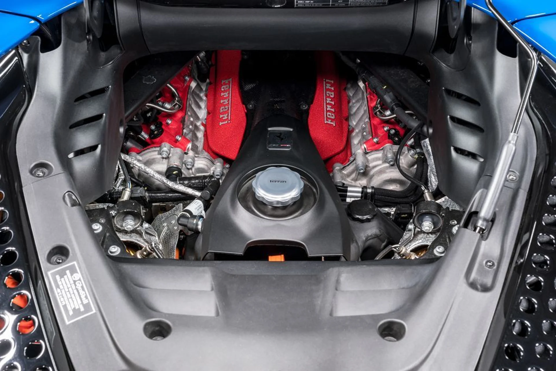 mph054_2779013629_46623477ce608044d566cc914f7087e6x_2d19b58146