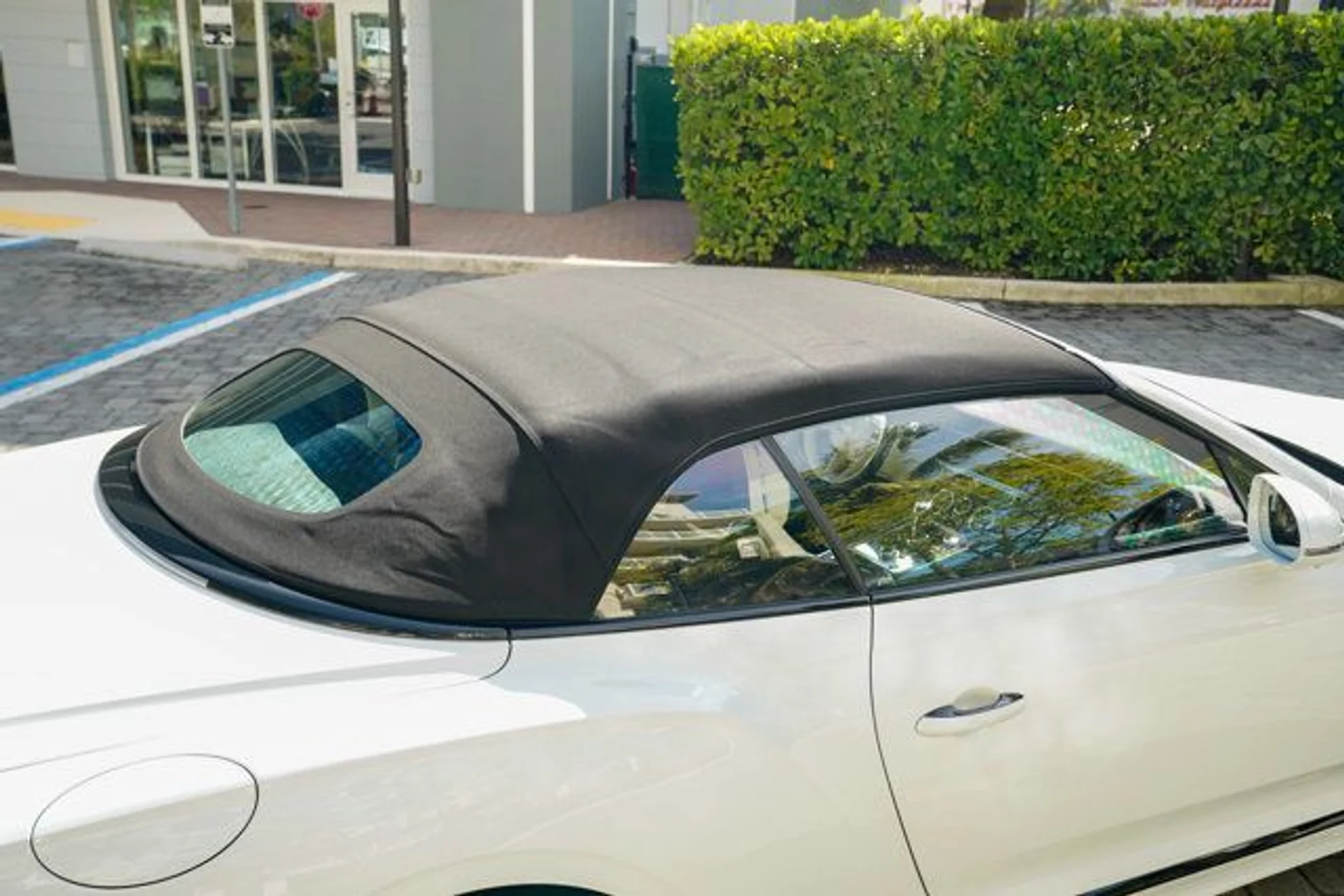 mph054_2779362347_22958239_55_640_8427e48c09