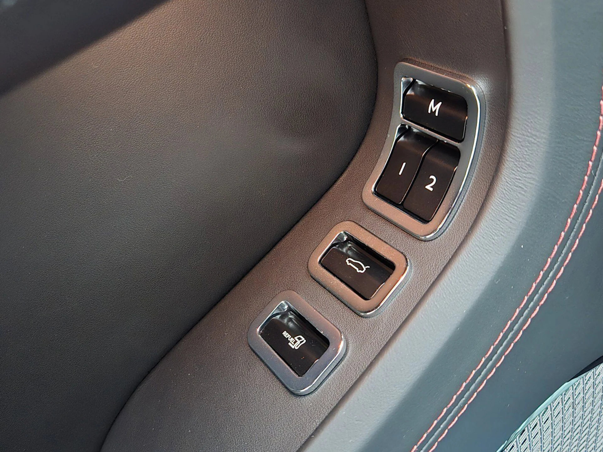 mph054_2781241928_a60369c8fc330bdf72f0902ce0a21da0x_7271b8bd1f