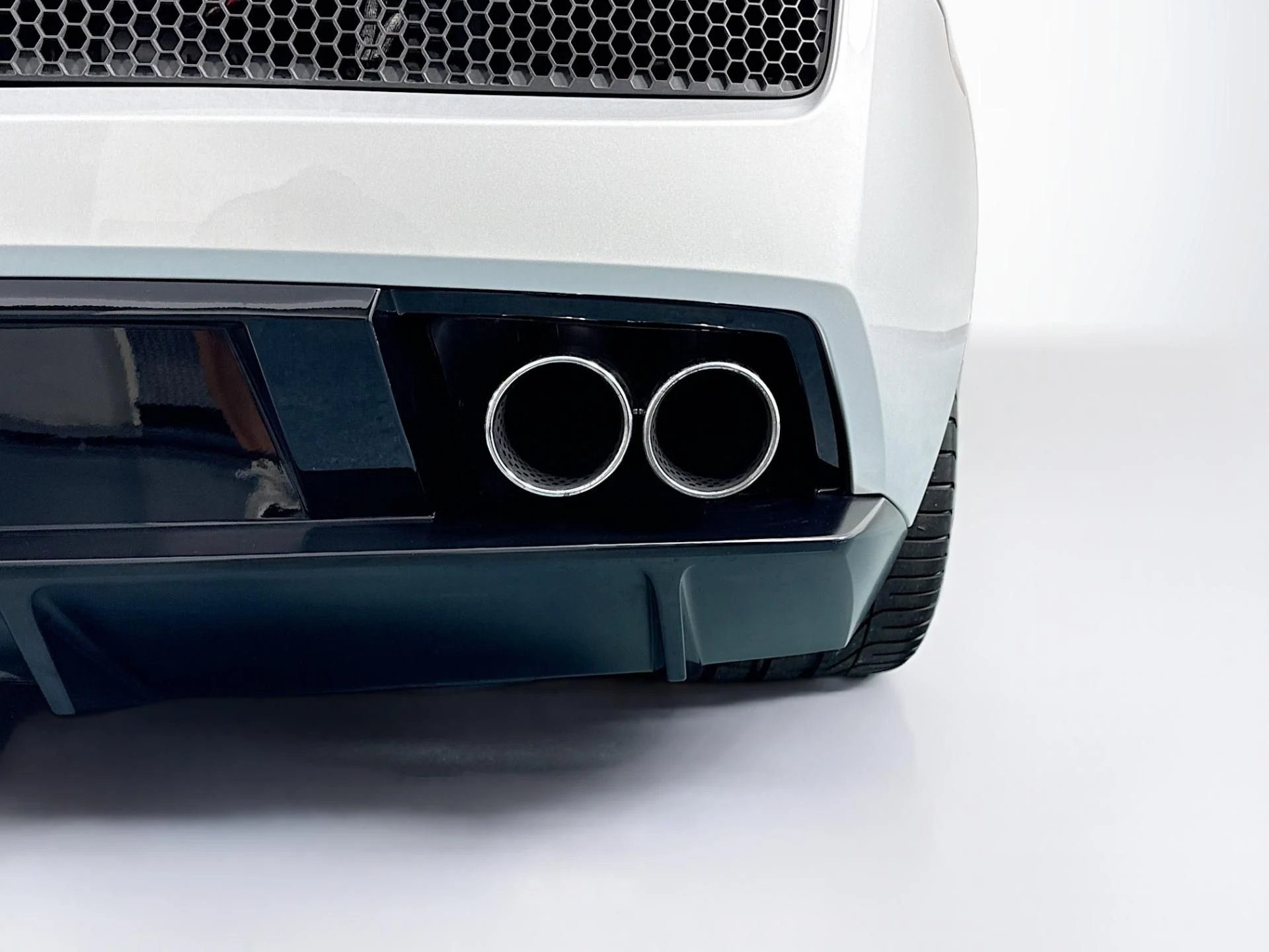 mph054_2791750865_Used_2010_Lamborghini_Gallardo_LP_560_4_Spyder_1784851292_ccb322d3d1