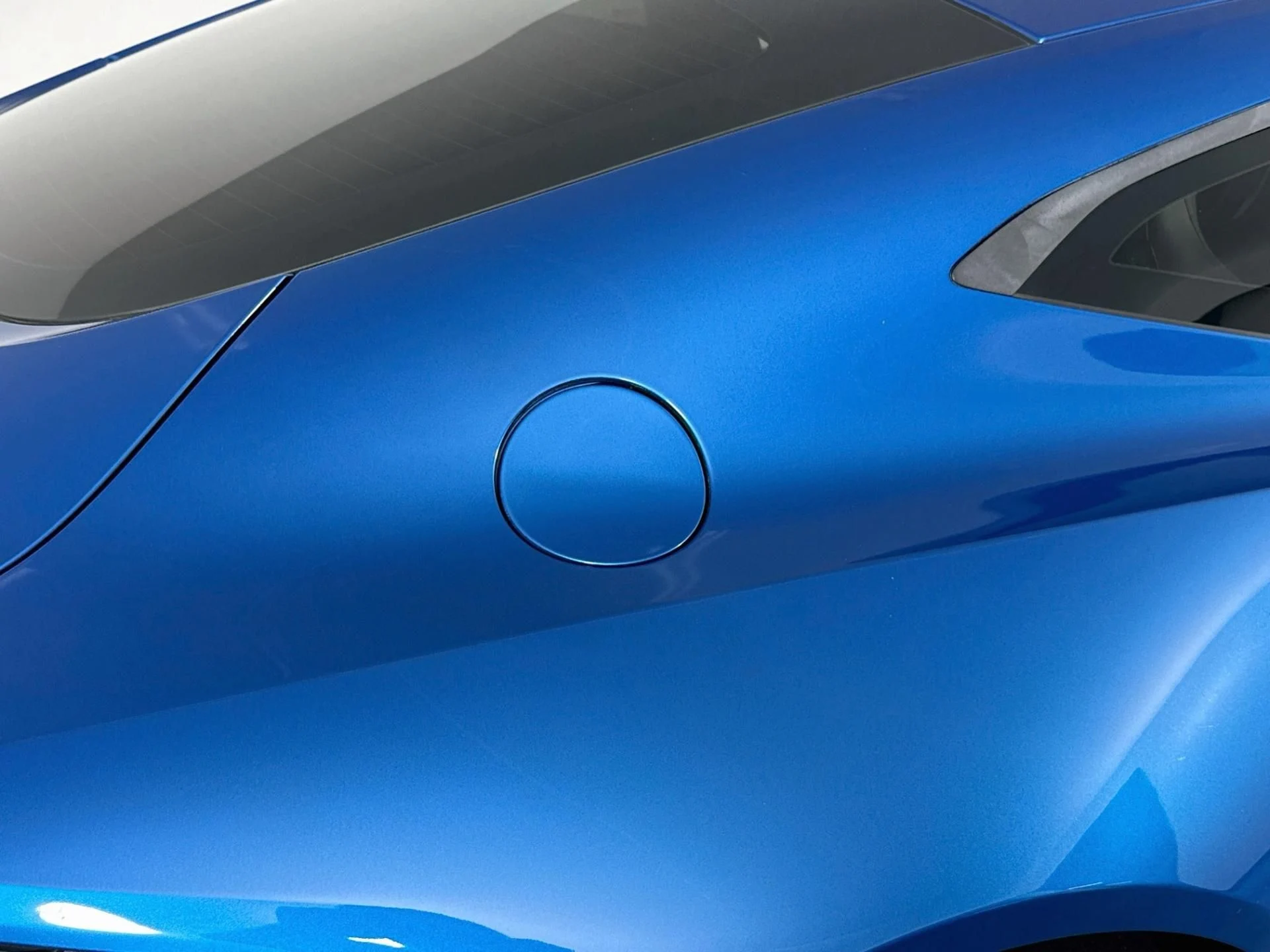mph054_2815369601_Used_2020_Aston_Martin_Vantage_1791218651_bc17f74e38