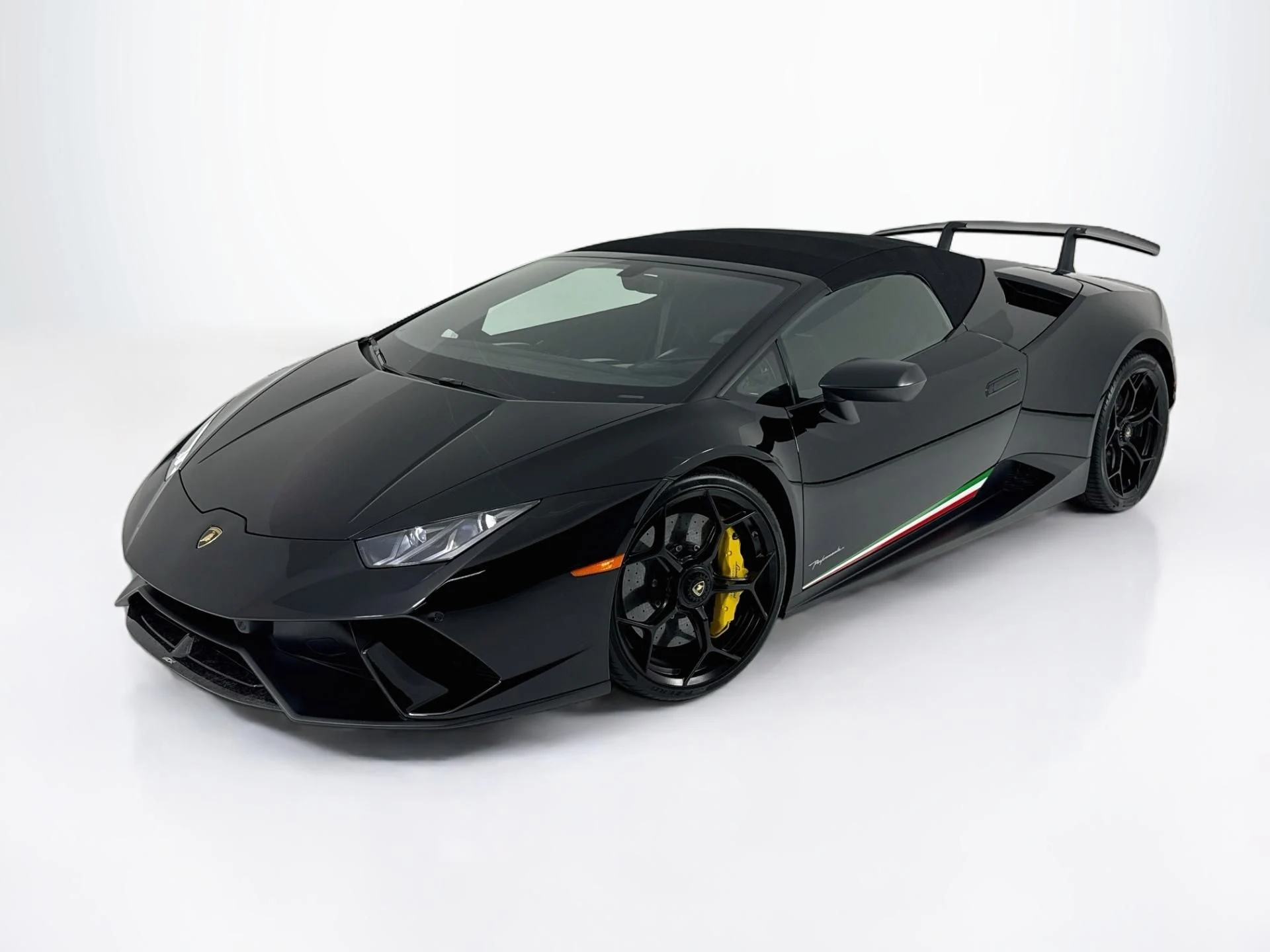 mph054_2821041887_Used_2019_Lamborghini_Huracan_Performante_Spyder_1793134376_cb6937c1d2