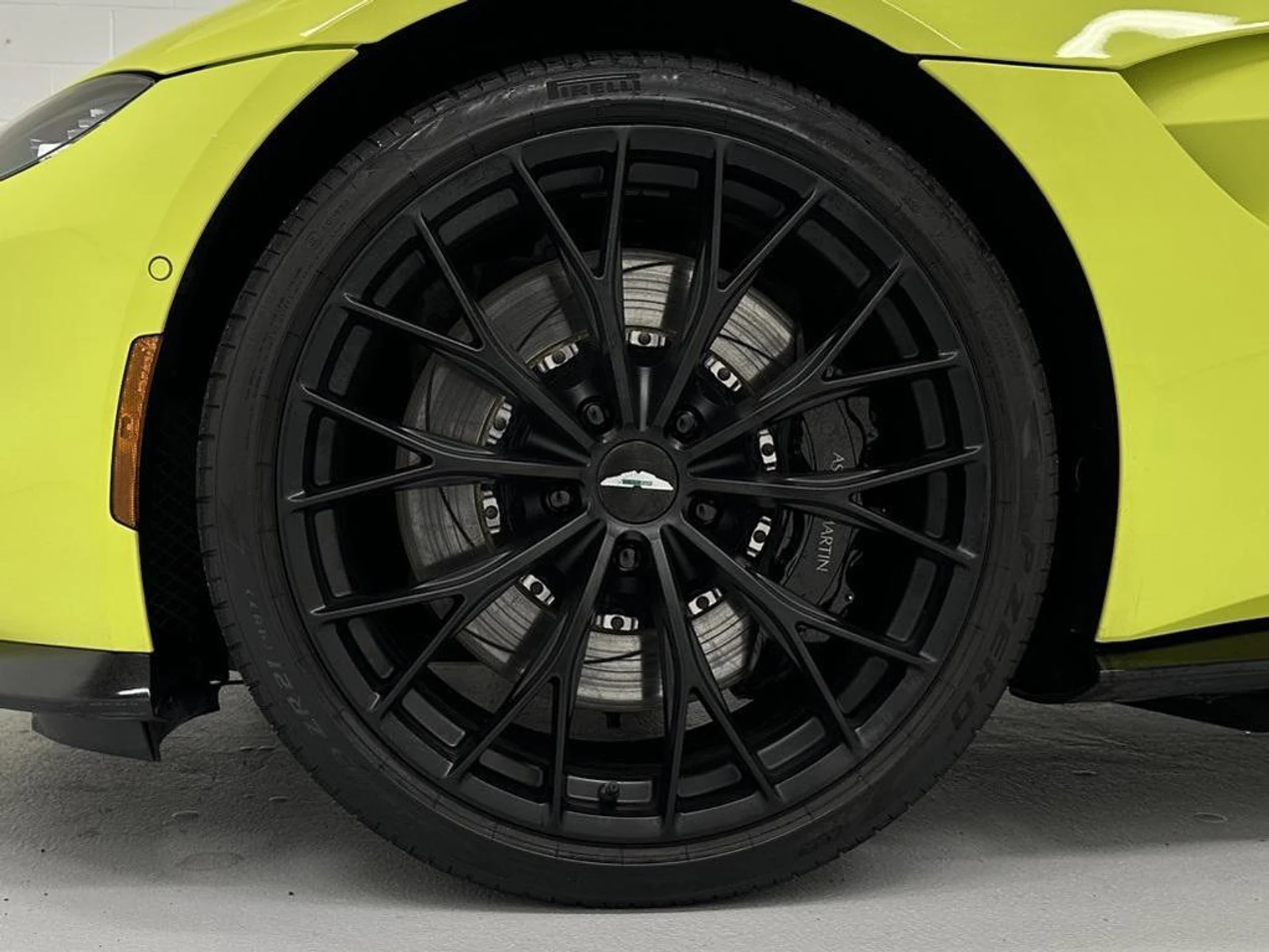 mph054_2836473183_JM_0_A5byz4a_Bzij_Ri5u_Q_Up_Yd_ONI_02d77ff89b