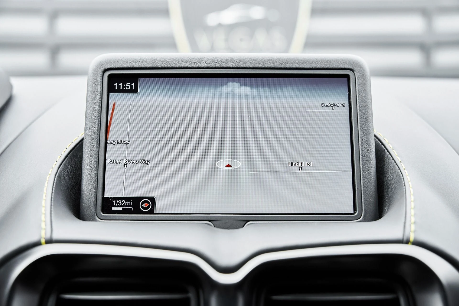 mph054_2851057415_Used_2023_Aston_Martin_Vantage_1775333380_aaa5e7b059