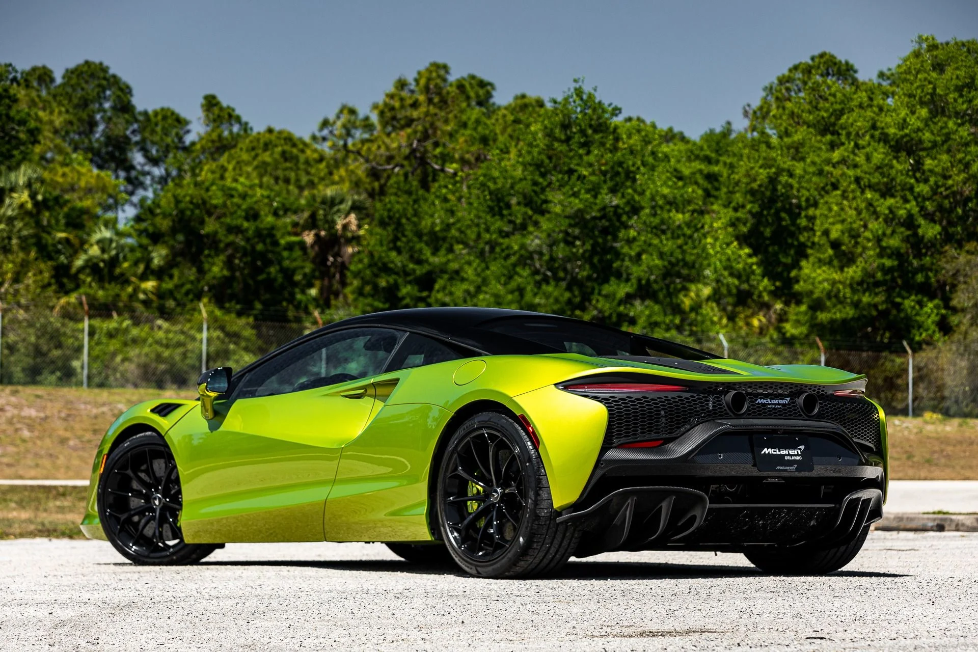 mph054_2914238151_287_p55_l_1acbcab05a