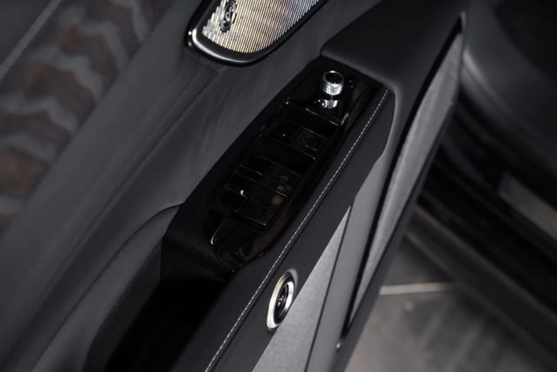 mph054_2919027503_742efc98ce39667439f0d66608e630a0x_2ce9ad4480