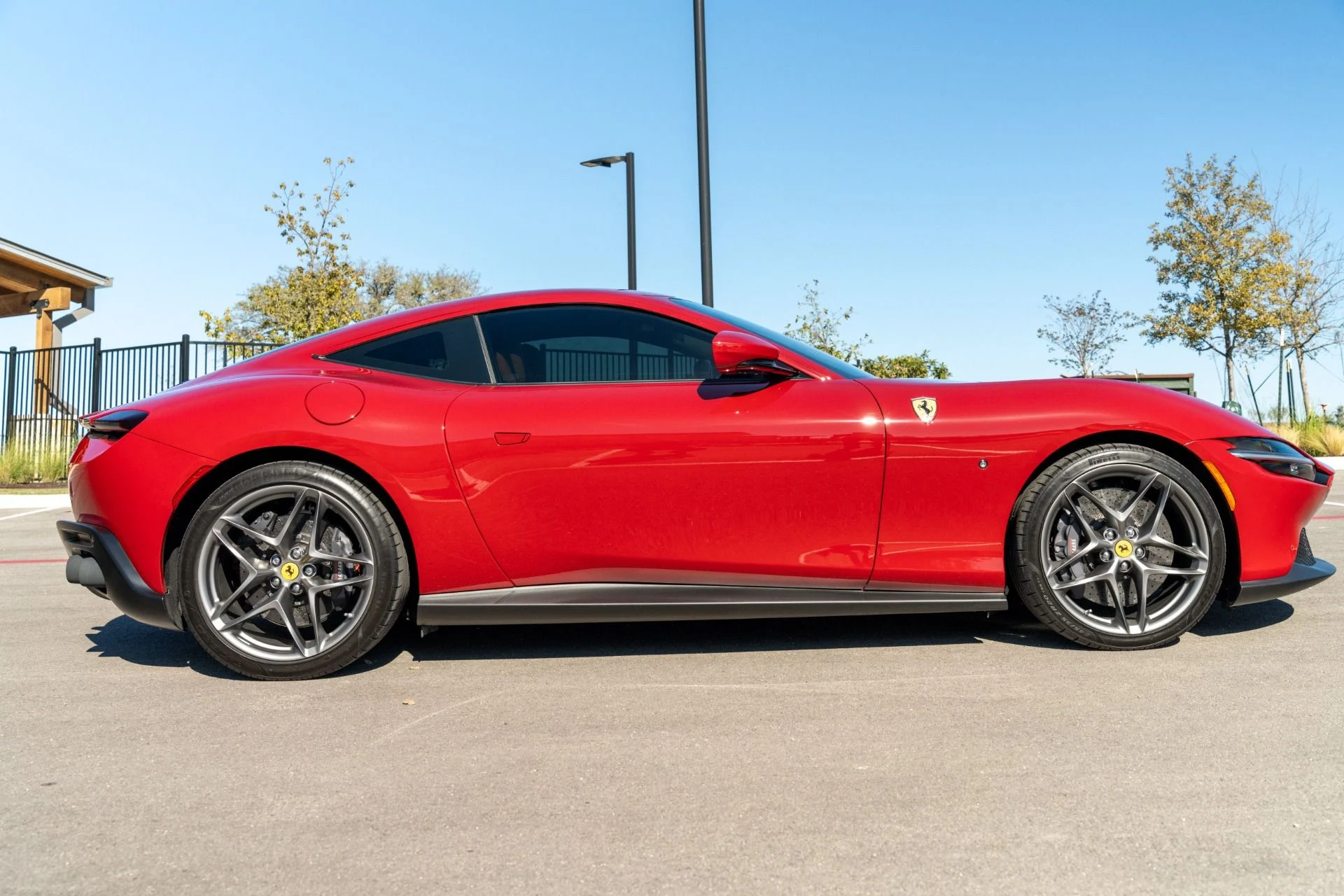 mph054_2946709579_Used_2022_Ferrari_Roma_1780679445_d60bdc5fdb