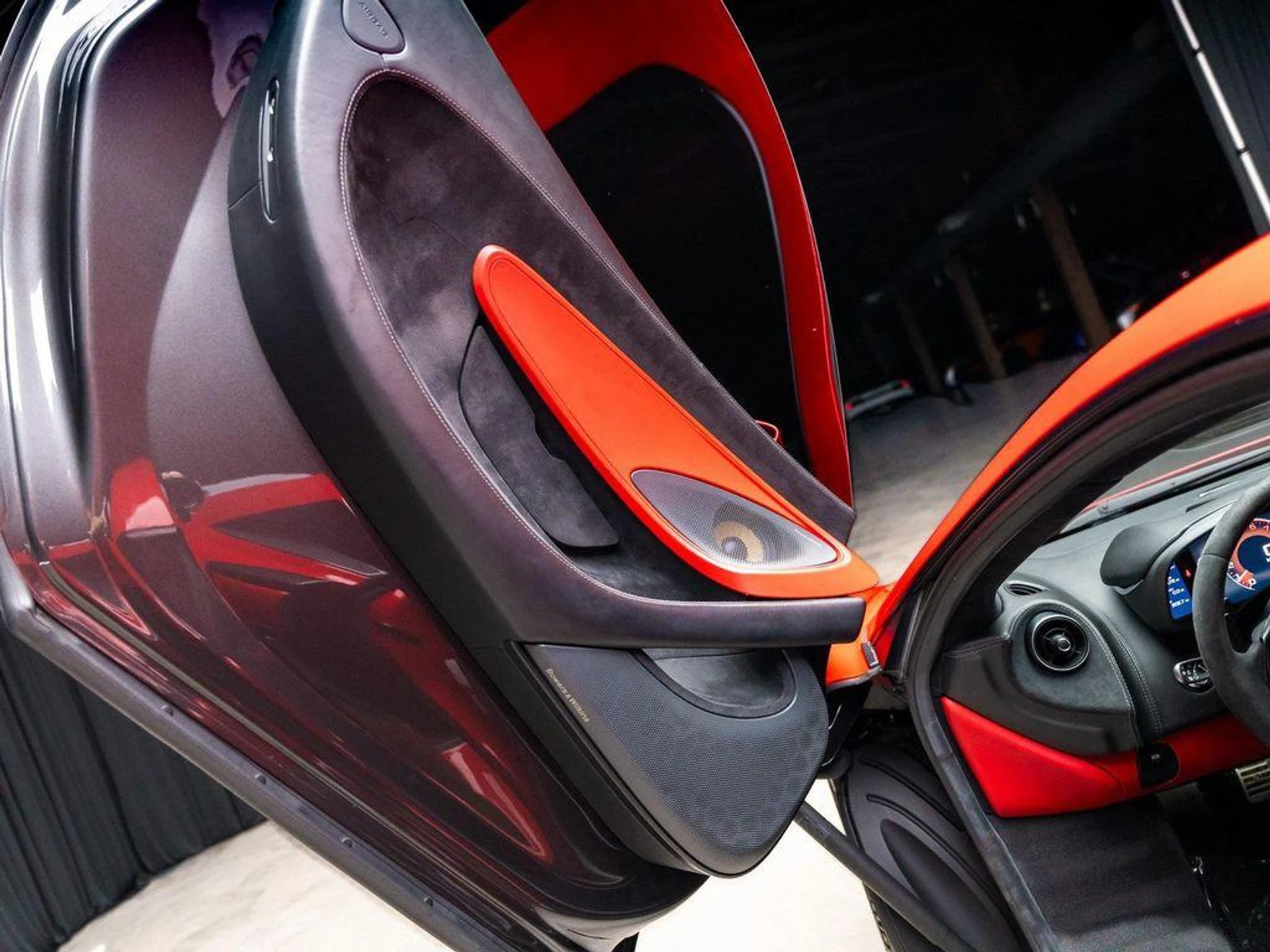 mph054_300357370_HC_Mhkt_E4_Uo_Pwmh_Xs_EKFG_Zw_Ka8uo_abf680d1d7