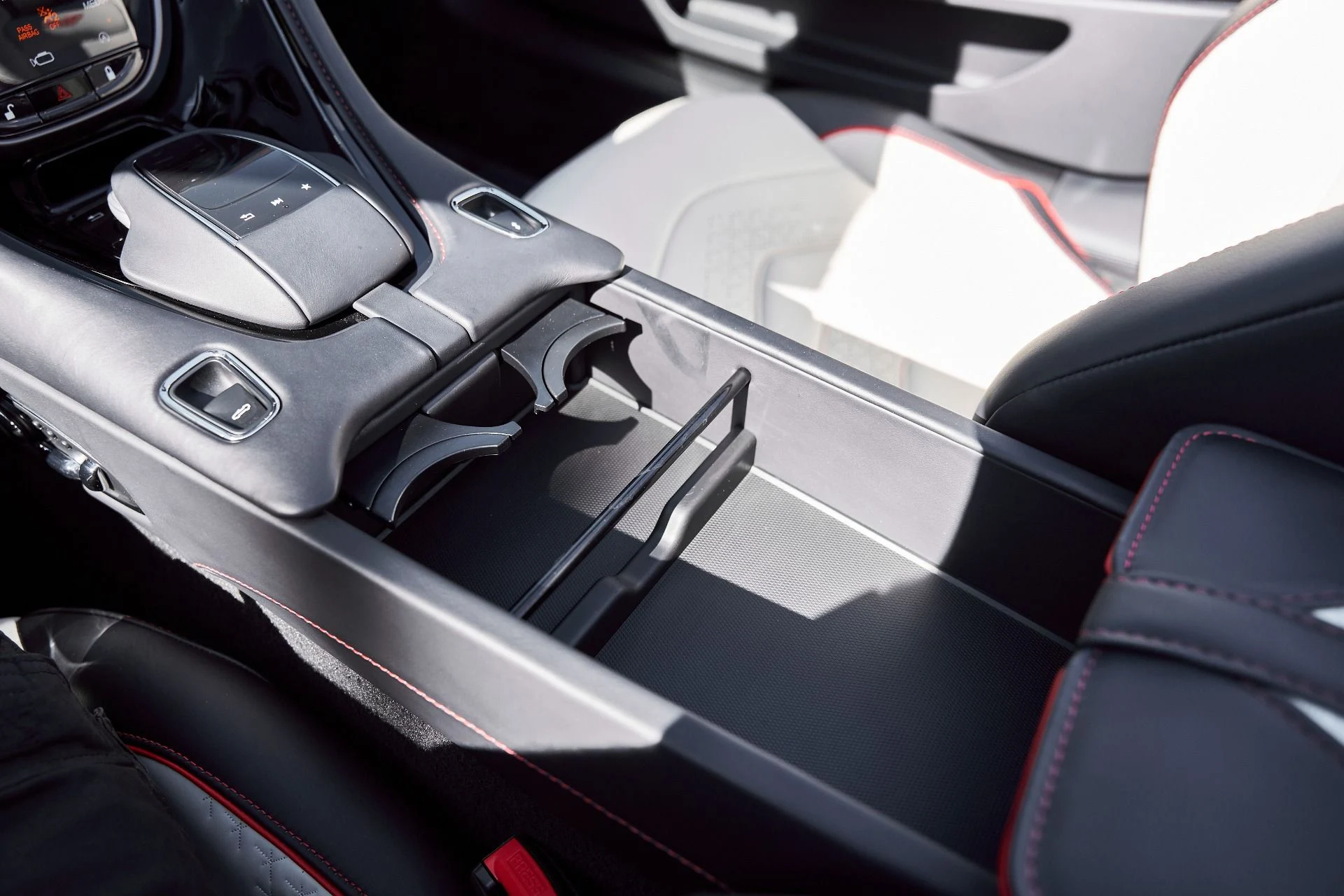 mph054_3008808746_Used_2023_Aston_Martin_DBS_Volante_1770513086_c031839f2e