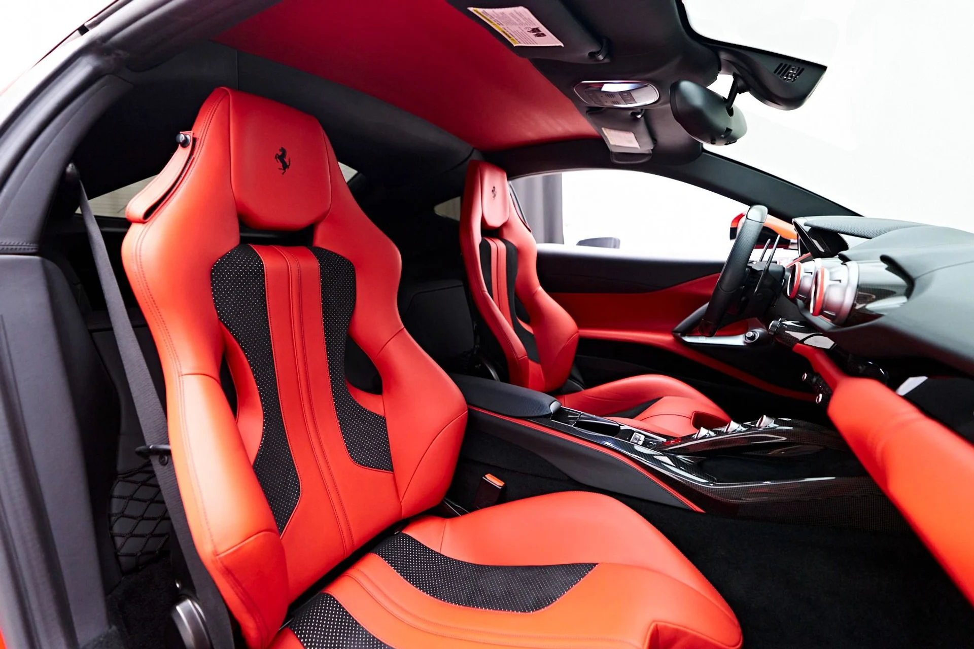 mph054_3032249342_Used_2018_Ferrari_812_Superfast_Base_1746047538_724ba62096