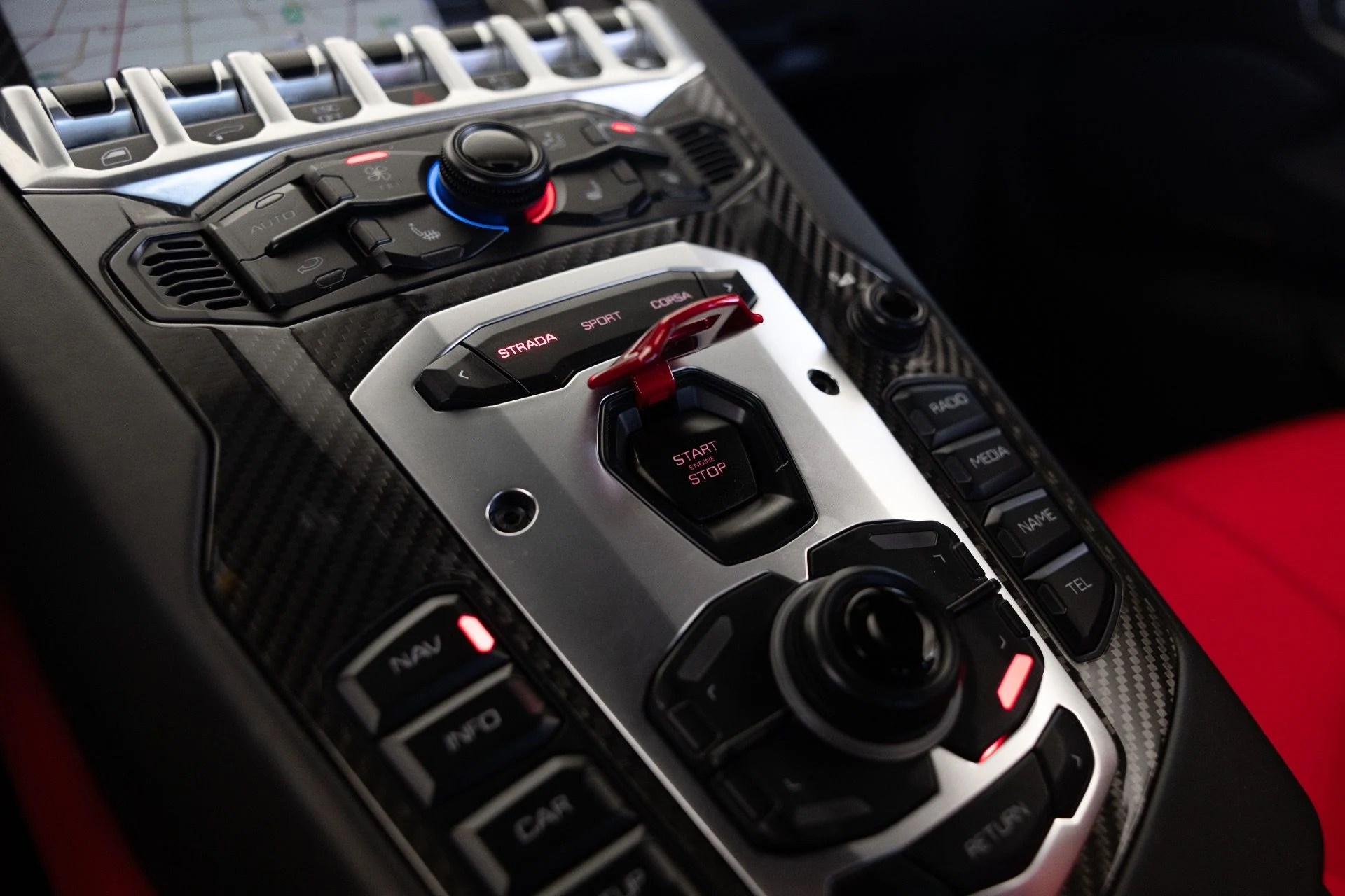 mph054_3047389403_Used_2015_Lamborghini_Aventador_LP_700_4_1785451056_6cc541fa97