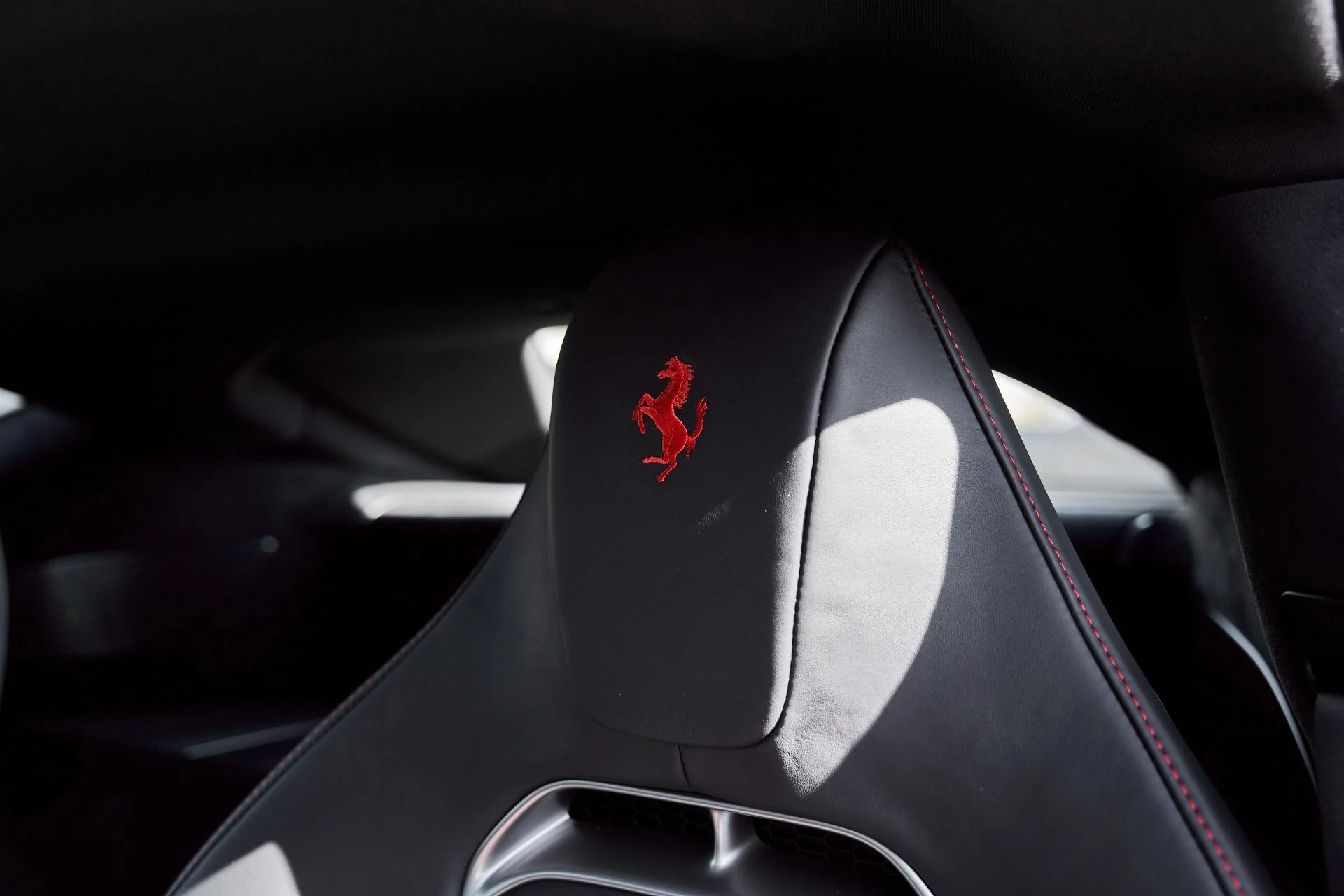 mph054_3054940649_Used_2025_Ferrari_12_Cilindri_1769824856_68d594e82d