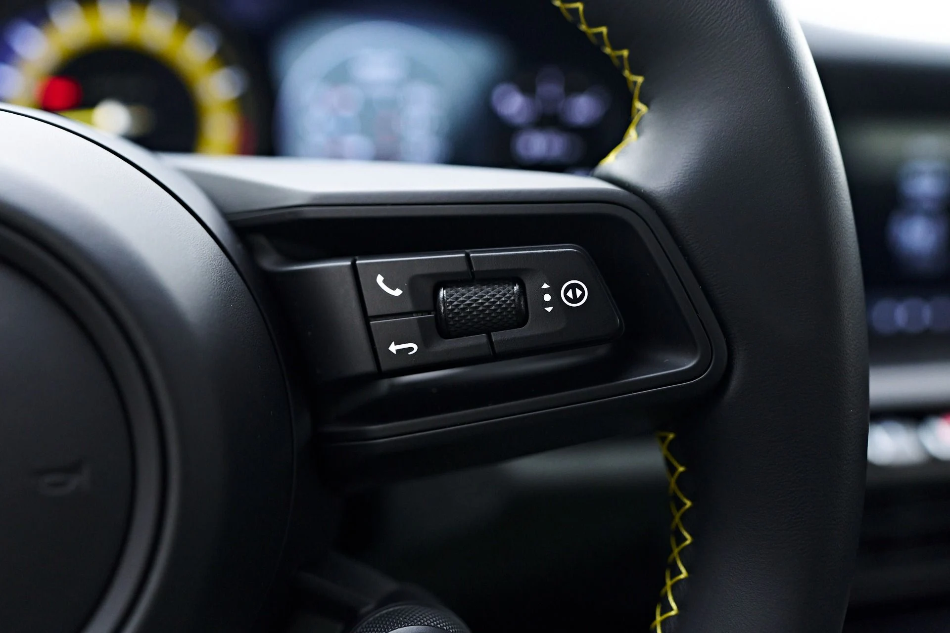 mph054_3084856237_Used_2022_Porsche_911_GT_3_1763574748_d6b3b9e598