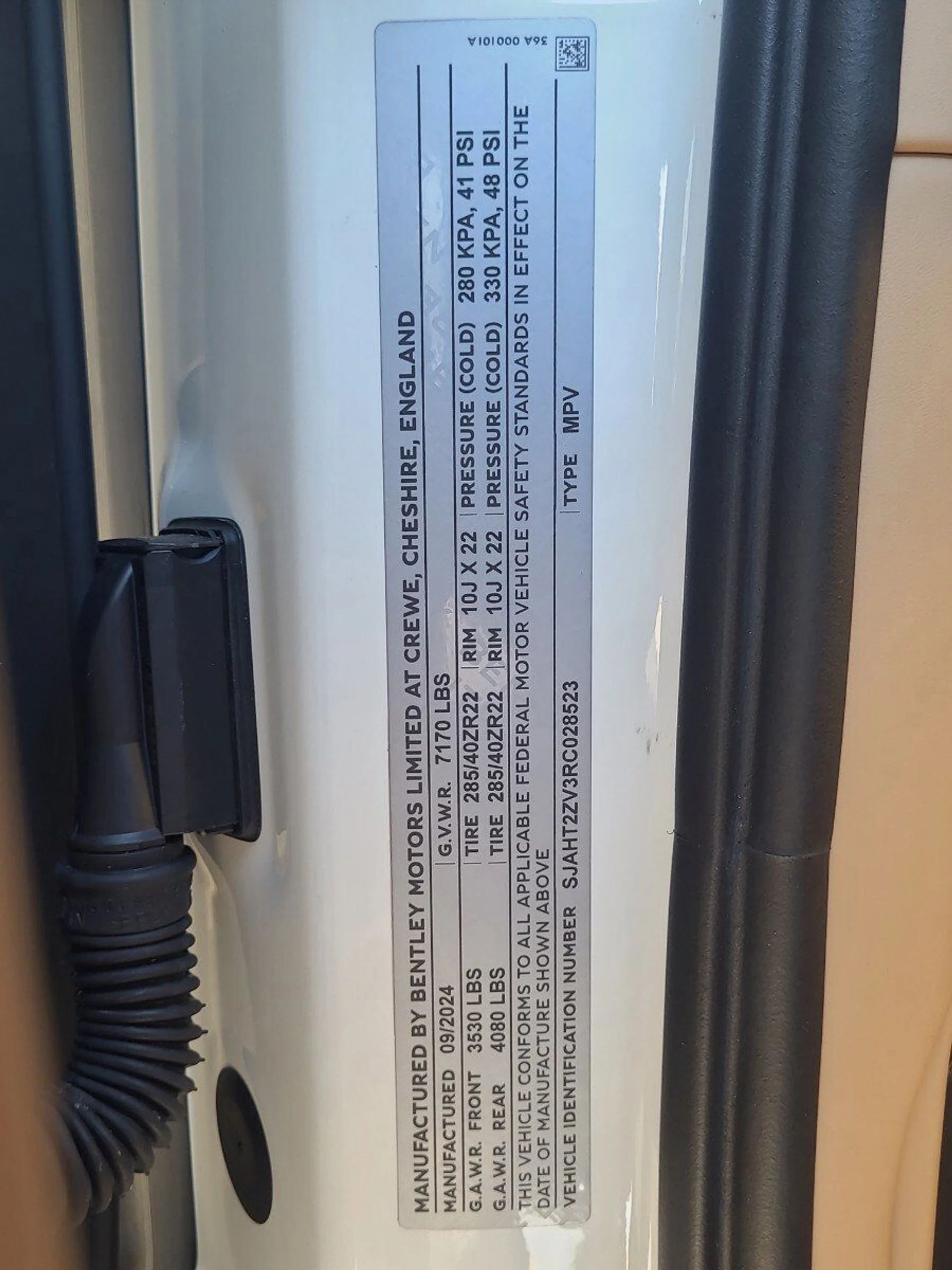 mph054_310009113_c100790ce1136b5f195be41d49e9fc37x_9595efa04a