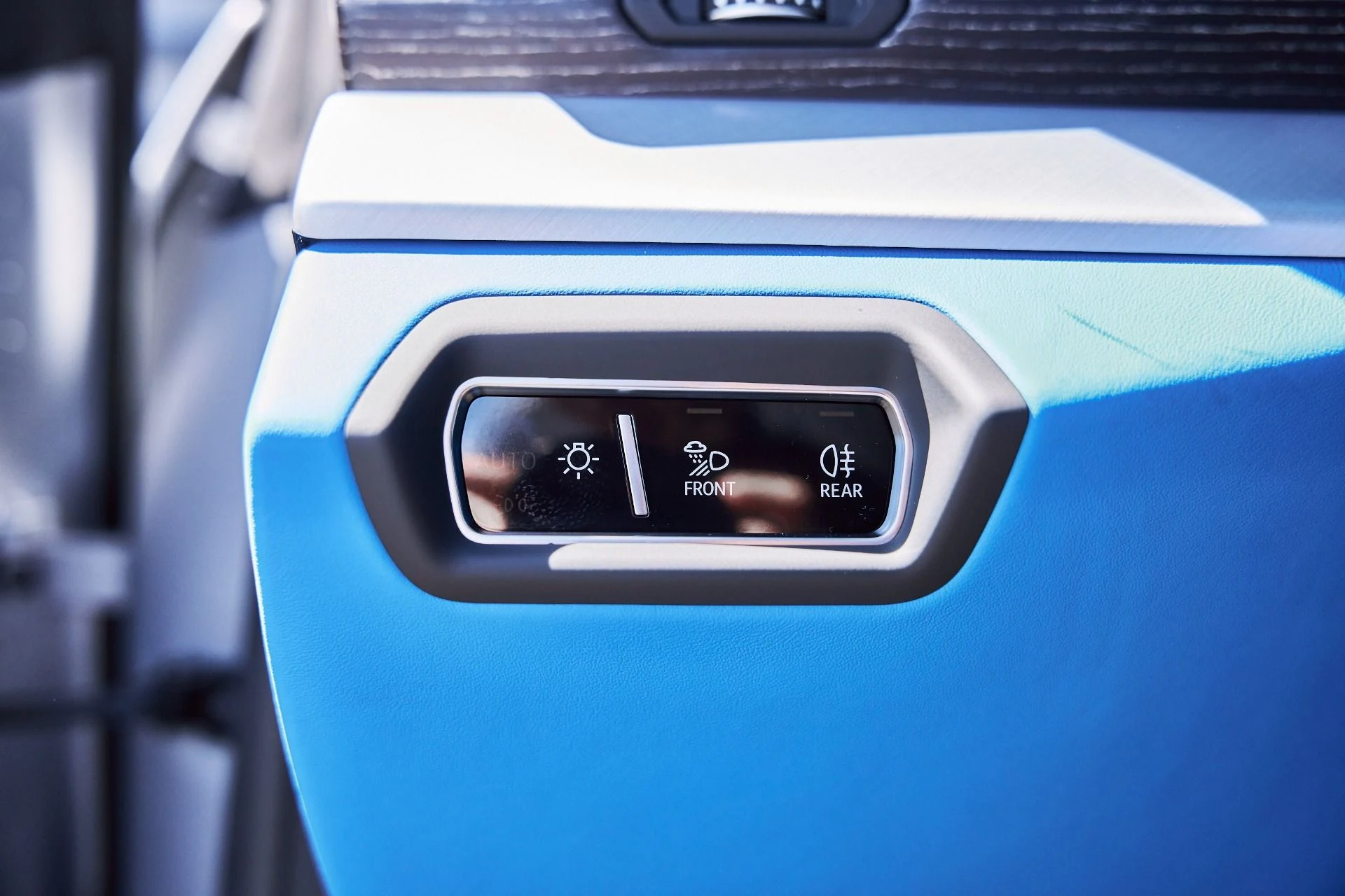 mph054_3146340854_Used_2024_Lamborghini_Urus_S_1775866779_5623b2fdcd