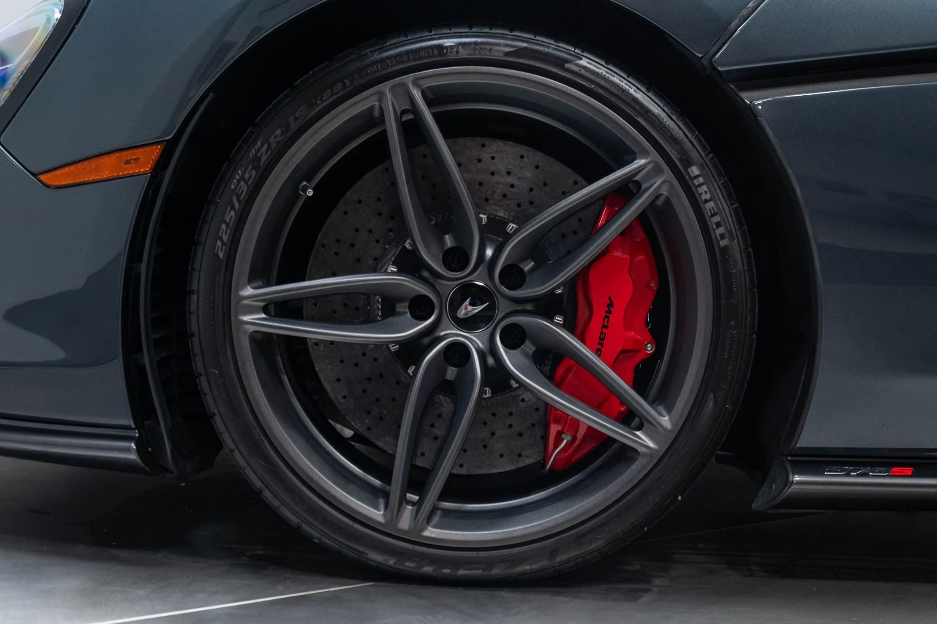 mph054_3172456027_Used_2019_Mc_Laren_570_S_1783628285_e71e235f22