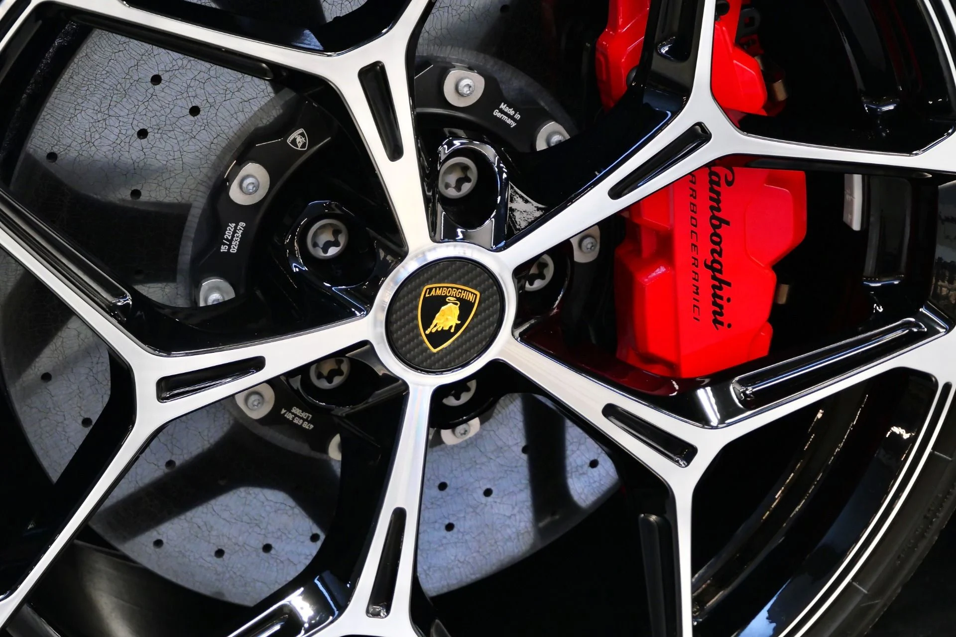 mph054_3247439856_Used_2024_Lamborghini_Revuelto_974_Miles_710_K_MSRP_SPORTIVA_Corsa_Tex_Interior_1767024666_9b015d24d7