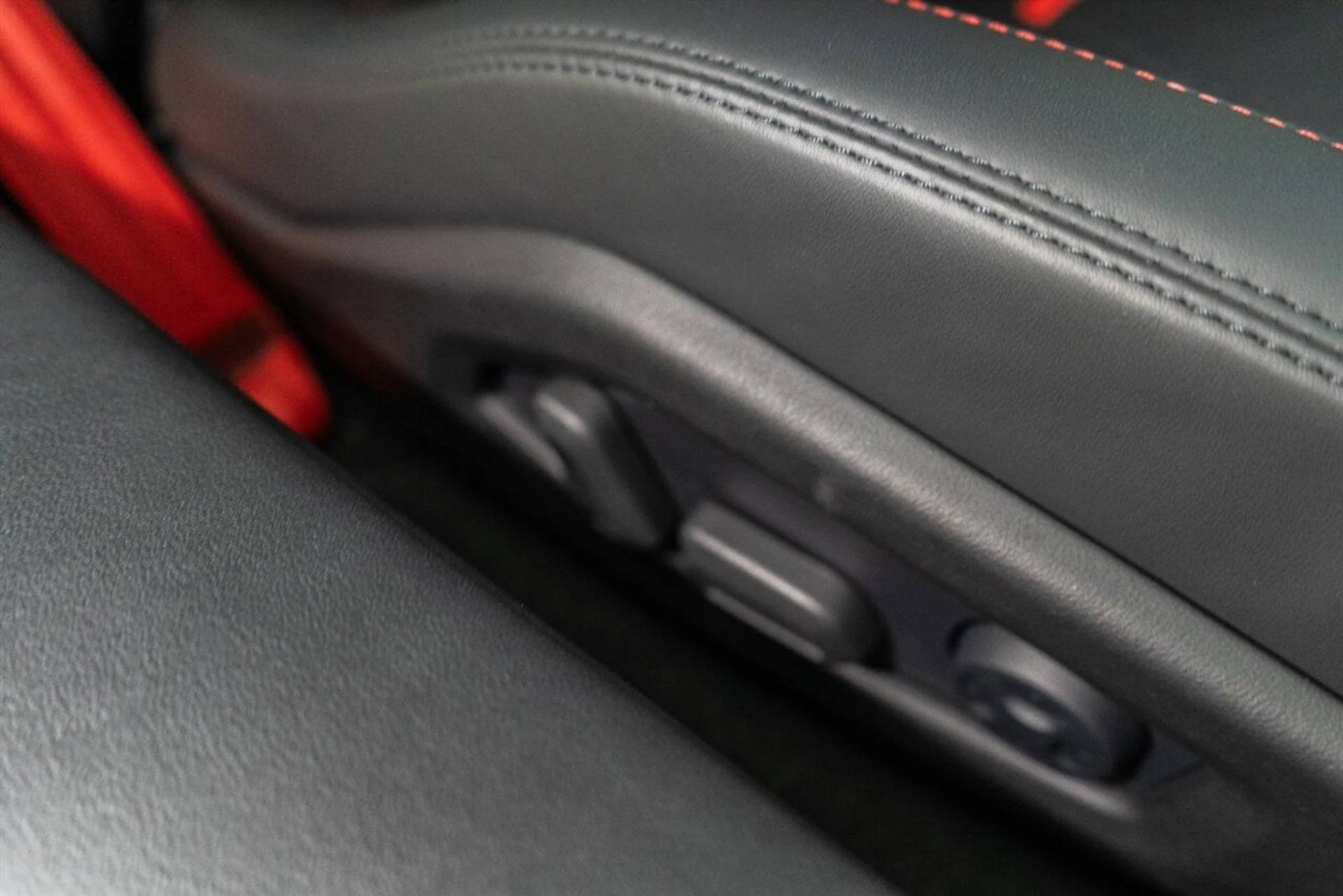 mph054_3252384520_2b5e536f70_1280_5ab8b3f8dd