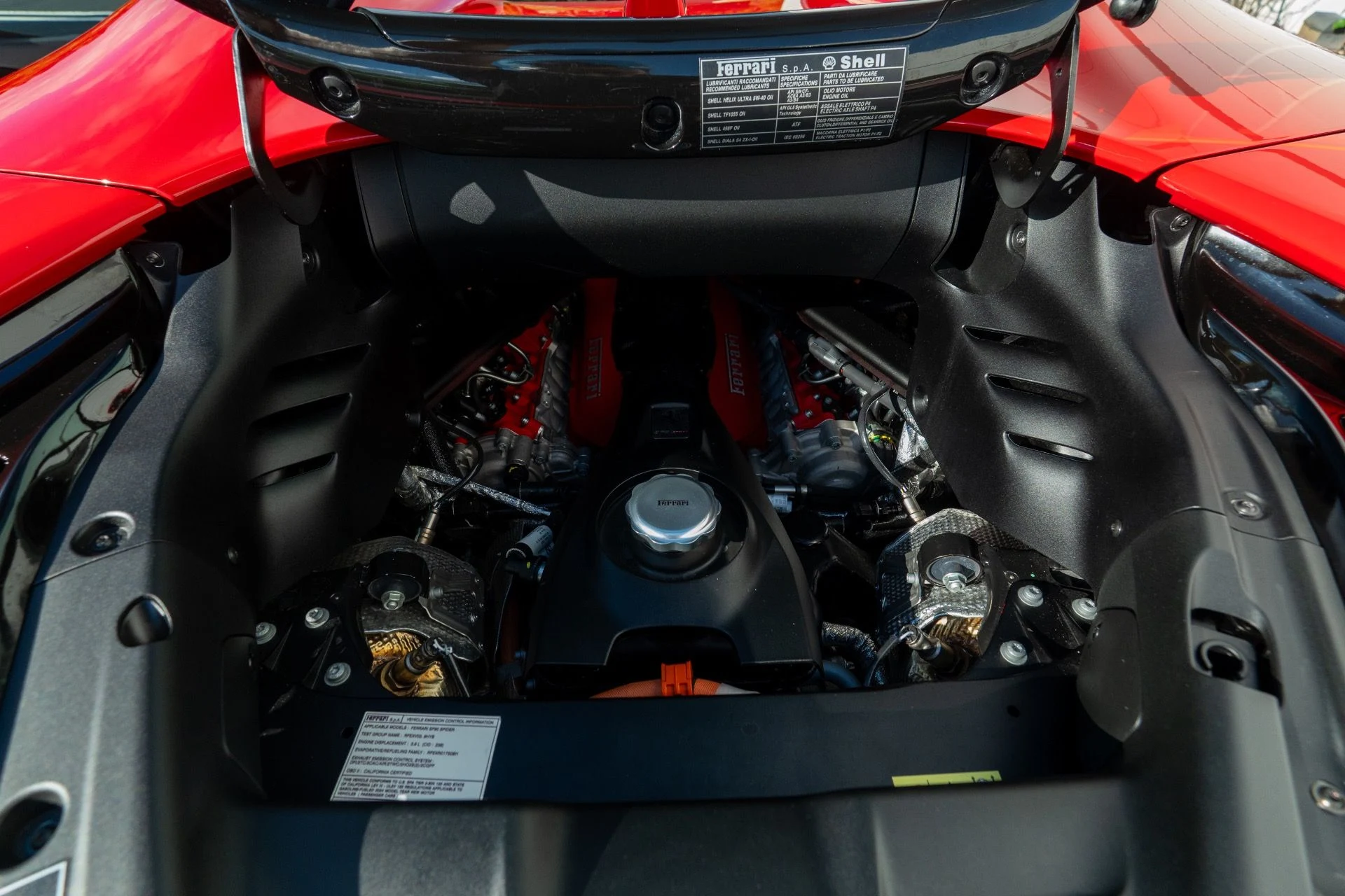 mph054_3261016116_Used_2024_Ferrari_SF_90_Spider_1759287826_2b15506bfd