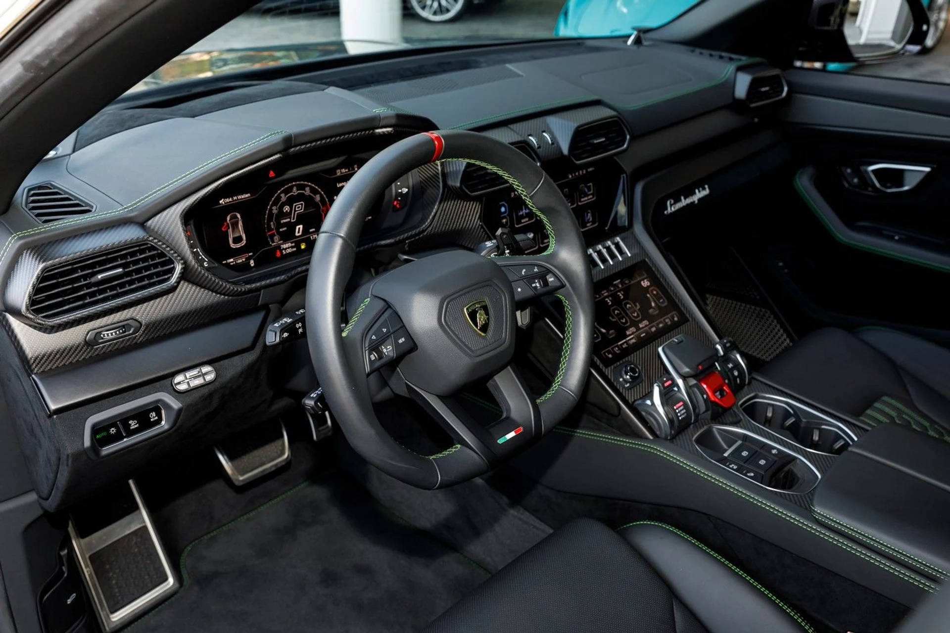 mph054_3277718820_667_p56_l_2cfbf0d5bd