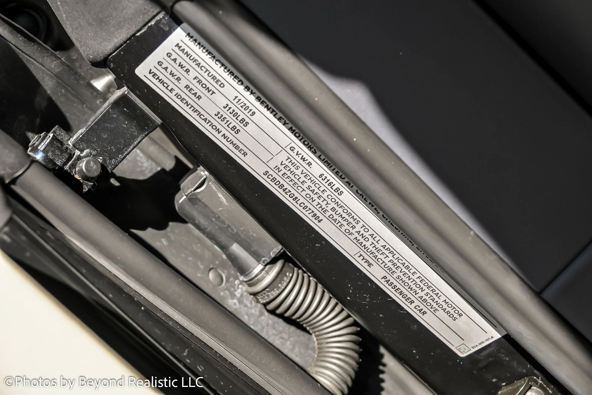 mph054_3301010153_0f9bda92d81435839b1ce031b10325e2x_36780a3499