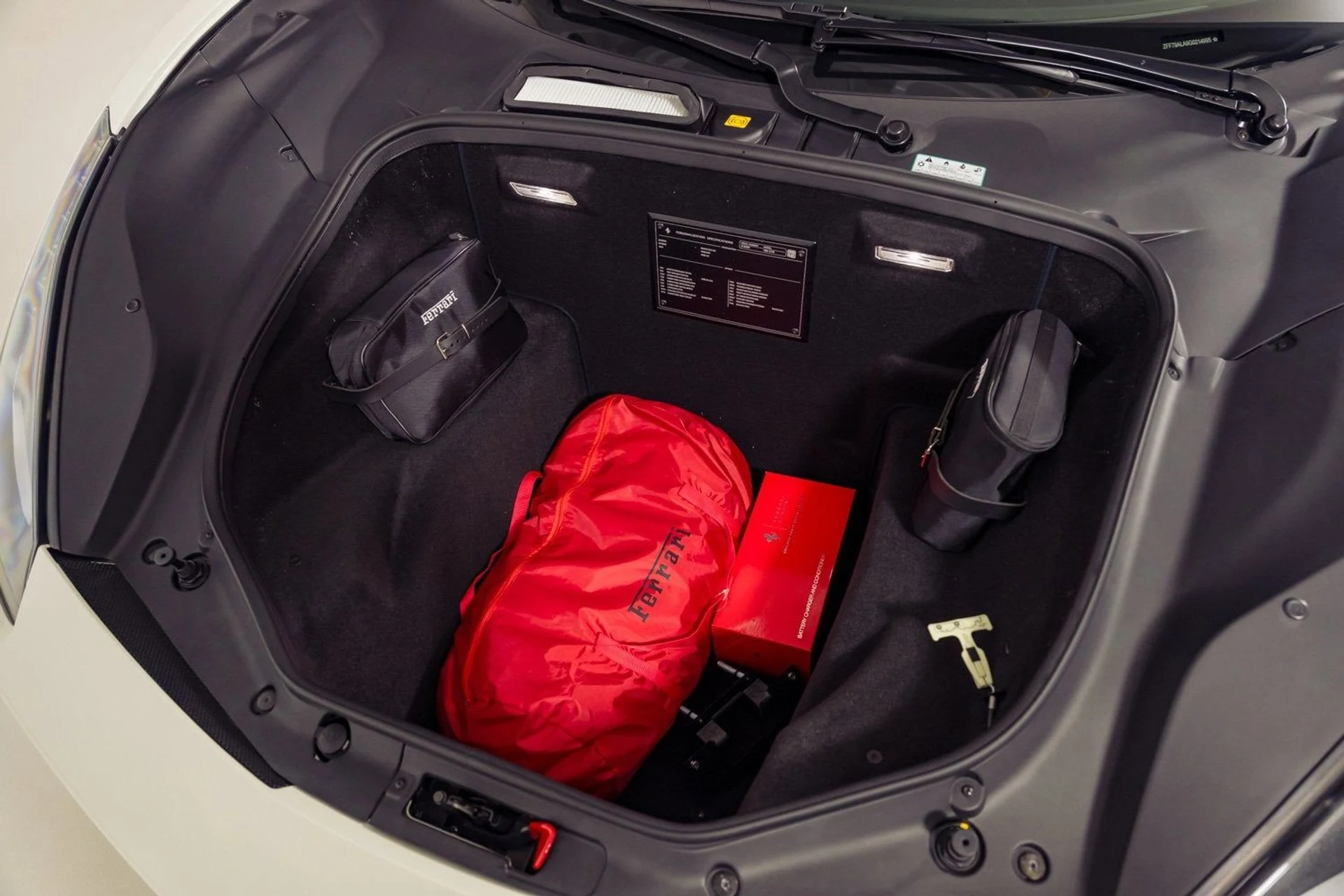 mph054_331108258_f35ca00f7cbc4fe0aa8f9e100cea7073_ad1cd60fc7