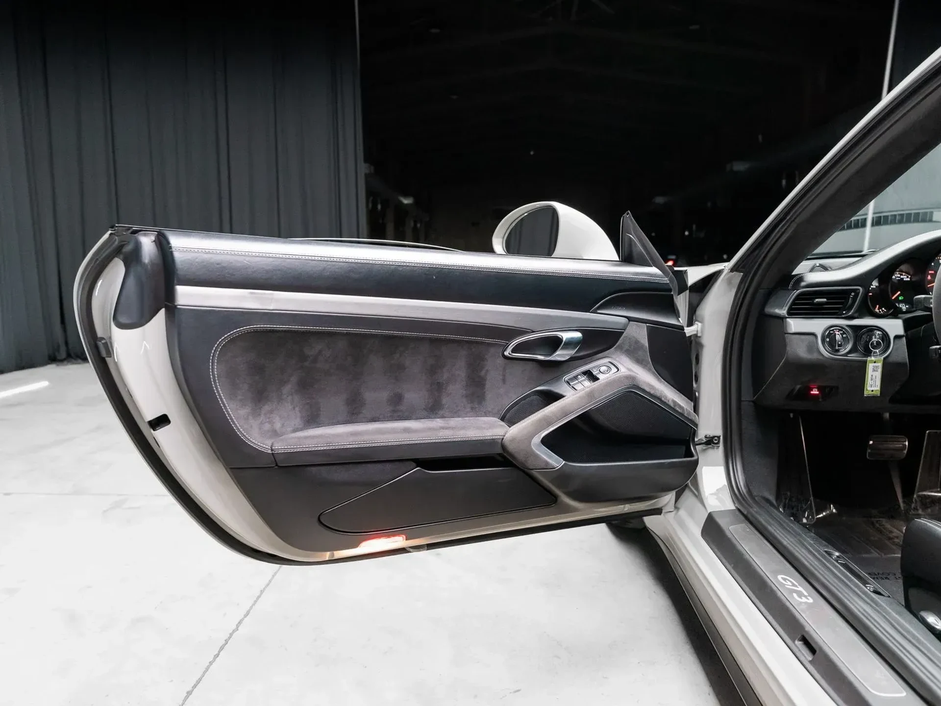 mph054_3315324830_6748d274_5550_4586_be18_19c69e3df935_4ba19e7e92