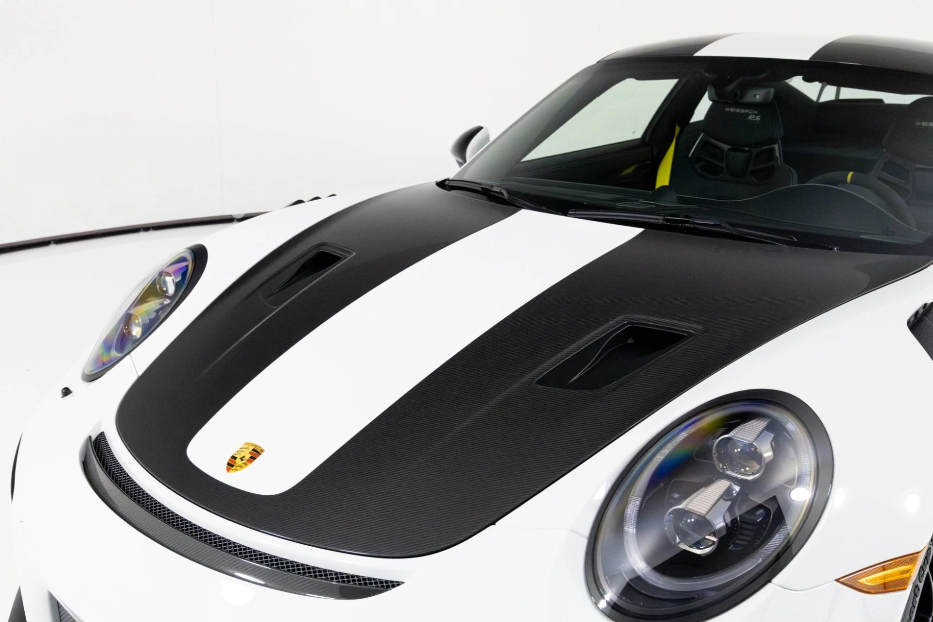 mph054_3334373744_Used_2018_Porsche_911_GT_2_RS_1762386693_0eaf777a08