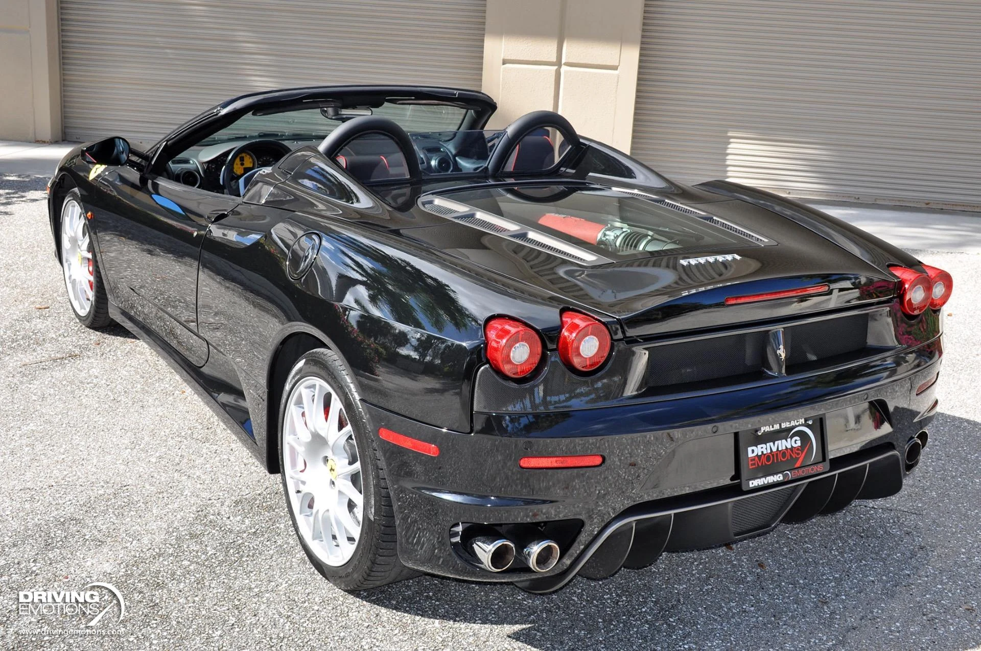 mph054_3341890756_885_p55_l_731041fff7