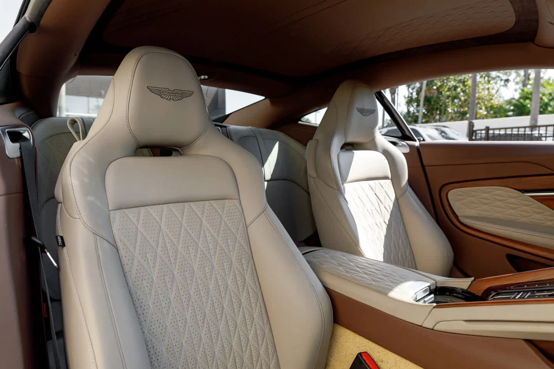 mph054_3346998316_55_1bb0574146