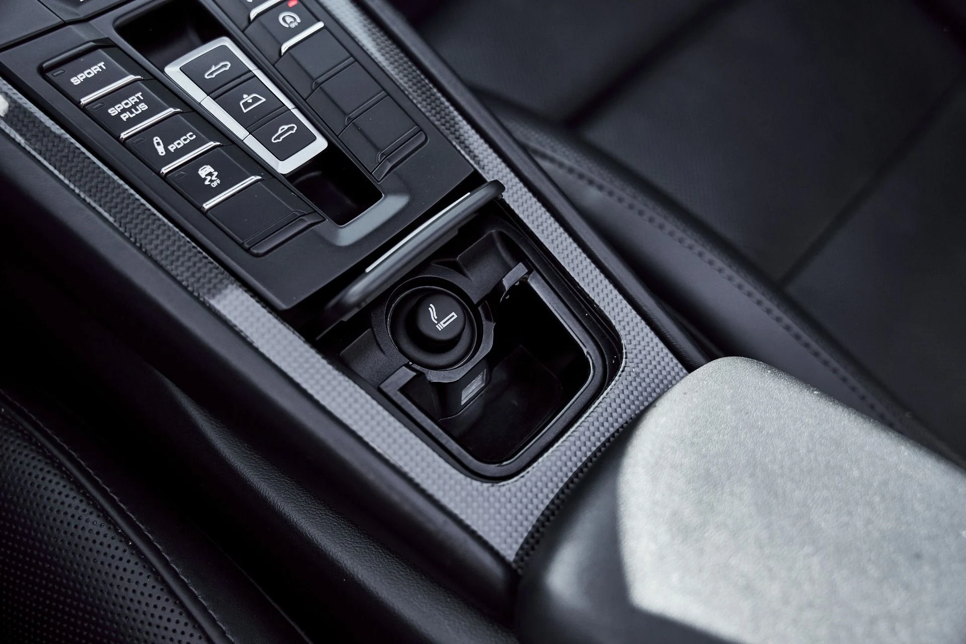 mph054_3348494543_Used_2014_Porsche_911_Turbo_S_1776734632_20d74b9a58