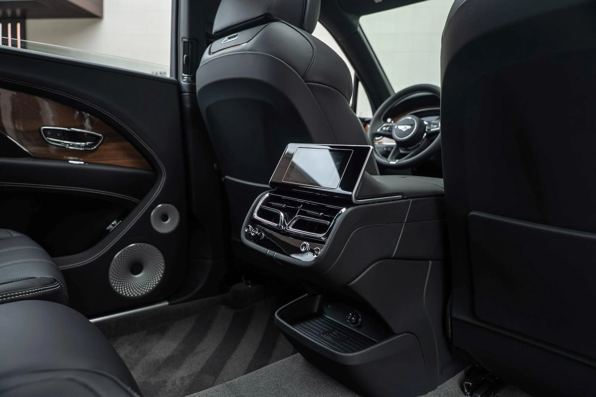 mph054_3359224104_470962004_69254ba04f45499275381018_1616489244